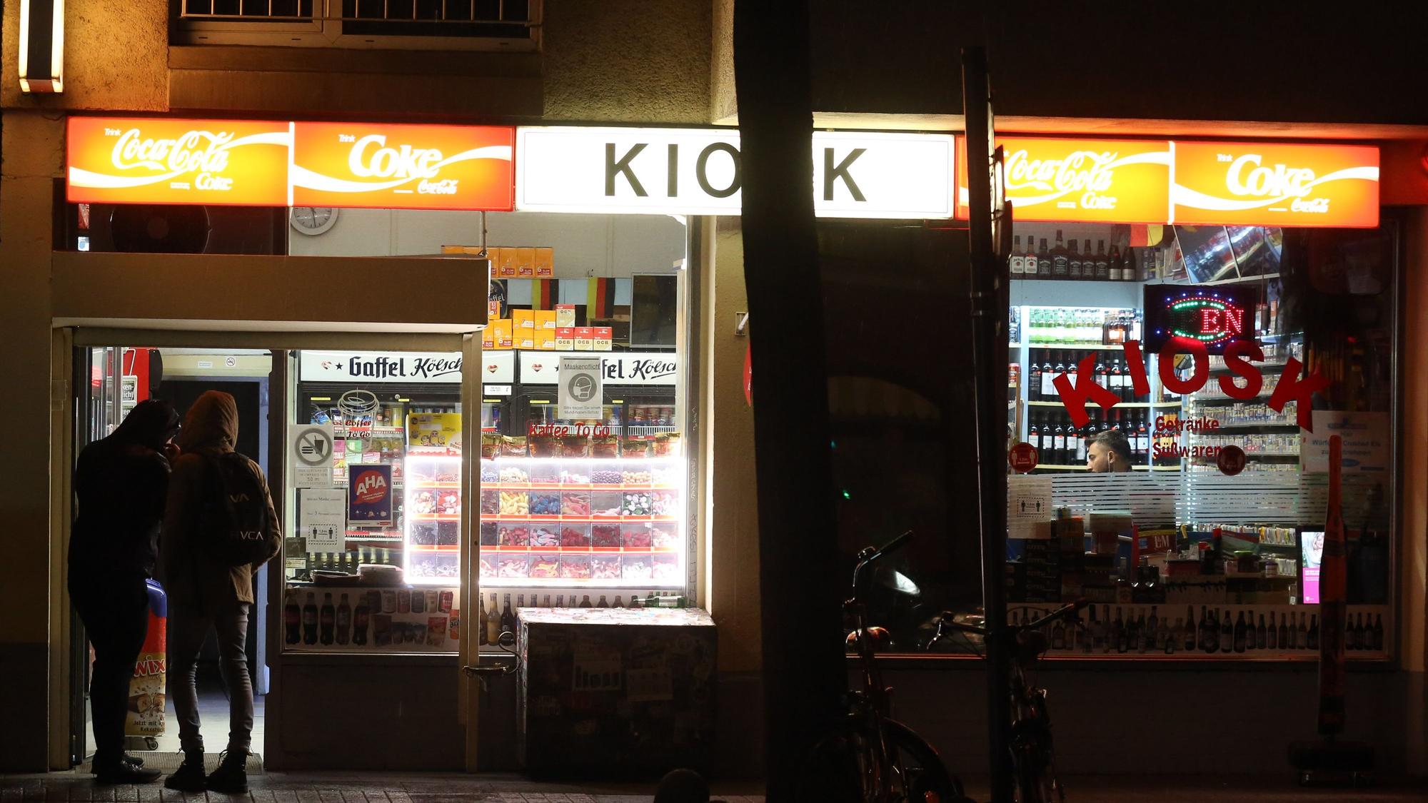 Vor einem Kiosk in der Kölner Innenstadt entbrannte ein Streit. (Symbolbild)