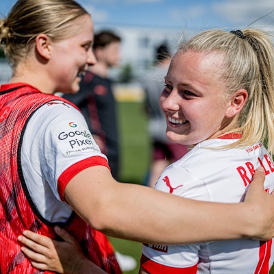 Leipzigs Emilia Asgeirsdottir und Vanessa Fudalla. Fussball 1. Frauen Bundesliga, 22. Spieltag: RB Leipzig - SG Eintracht Frankfurt 0:2. 11. Mai 2025: Leipzig, Trainingszentrum am Cottaweg. RB Leipzig - SG Eintracht Frankfurt 0:2 *** Leipzigs Emilia Asgeirsdottir and Vanessa Fudalla Football 1 Womens Bundesliga, Matchday 22 RB Leipzig SG Eintracht Frankfurt 0 2 11 May 2025 Leipzig, Training Center at Cottaweg RB Leipzig SG Eintracht Frankfurt 0 2