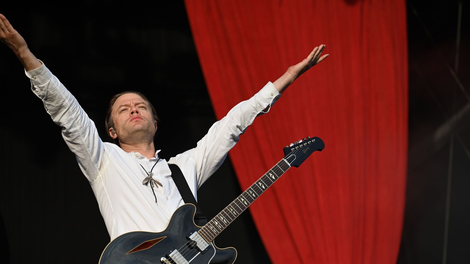 Die Rockband Mando Diao mit Frontmann Björn Dixgård hat kommende Konzerte abgesagt. (Archivbild)