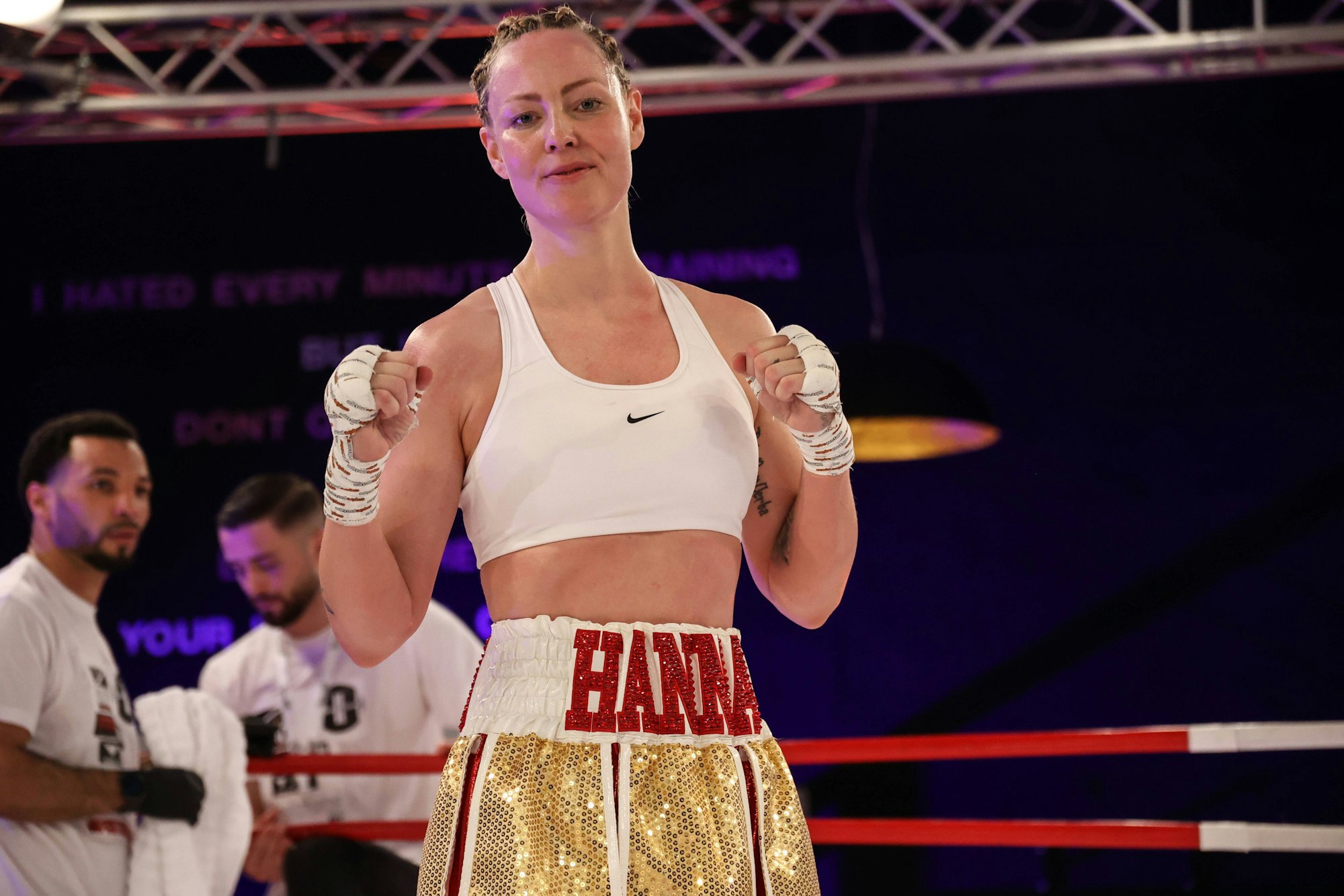 Boxerin im Boxring