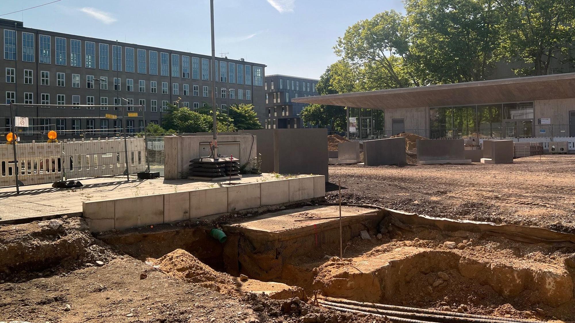 Baugrube am Albertus-Magnus-Platz