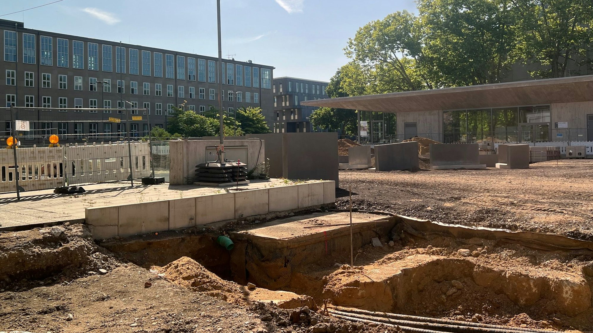 Baugrube am Albertus-Magnus-Platz