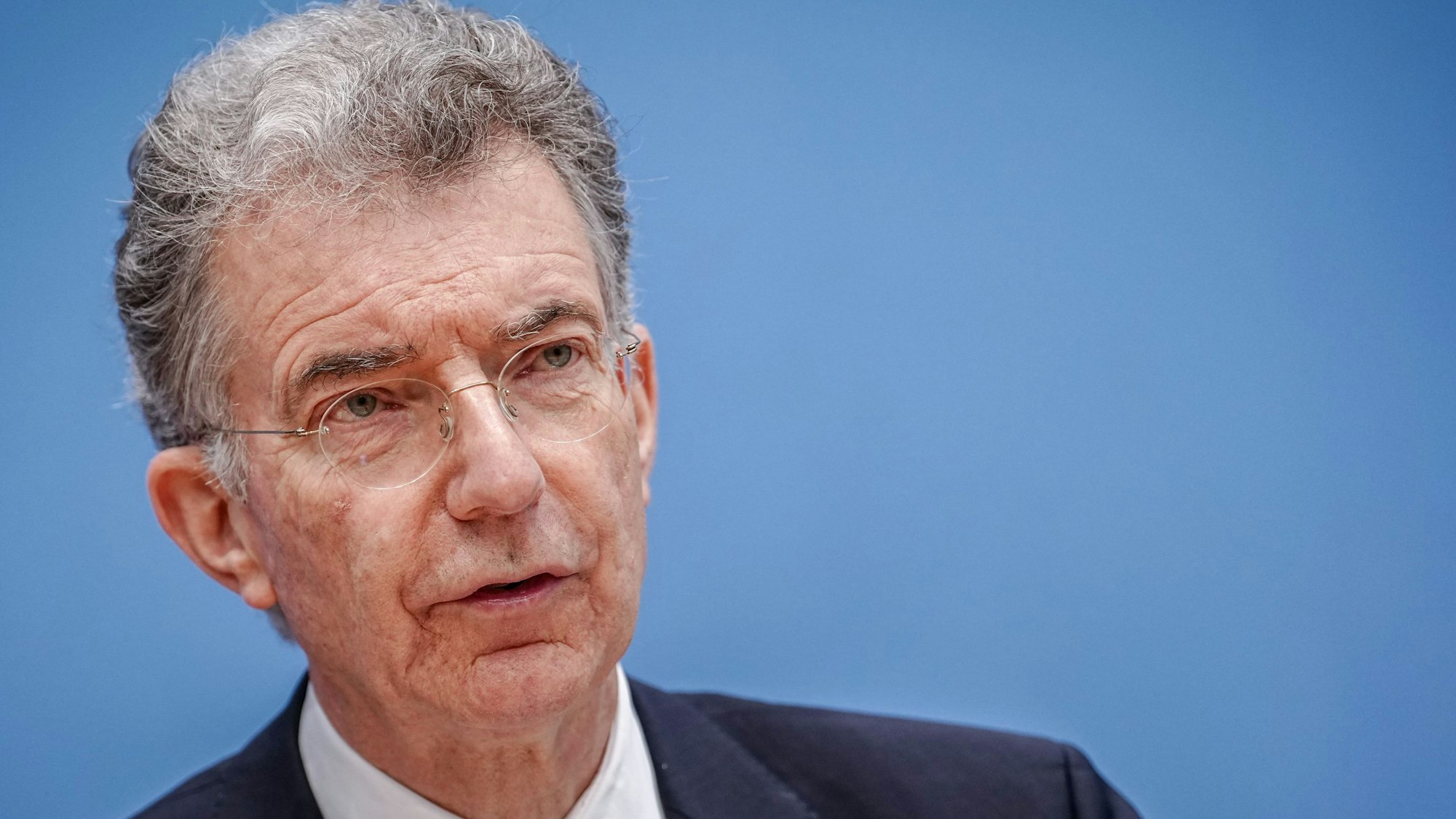 ARCHIV - 12.02.2024, Berlin: Christoph Heusgen, ehemaliger Botschafter und Vorsitzender der Münchner Sicherheitskonferenz (MSC), gibt eine Pressekonferenz. (zu dpa: «Heusgen: Bundesregierung sollte Staat Palästina anerkennen») Foto: Kay Nietfeld/dpa +++ dpa-Bildfunk +++