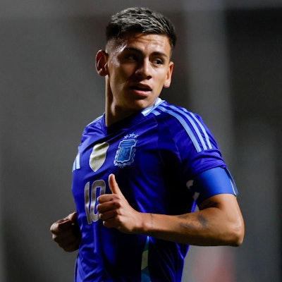 Claudio Echeverri, hier als Kapitän der argentinischen U20-Nationalmannschaft