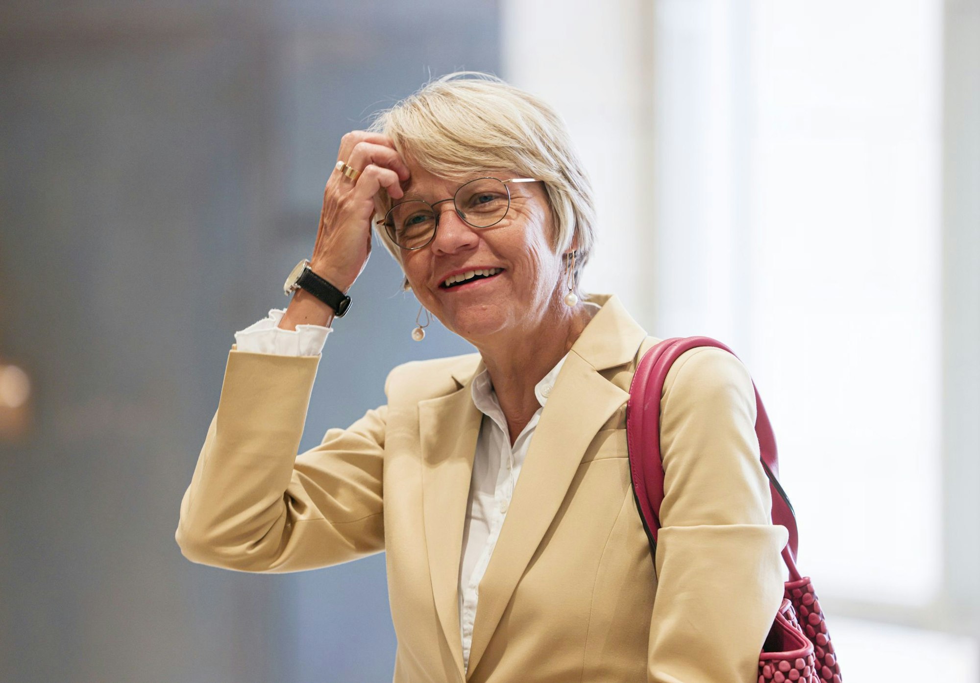 Nordrhein-Westfalens Bildungsministerin Dorothee Feller (CDU) stand zu allen Fragen rund um den Schuljahresbeginn Rede und Antwort.