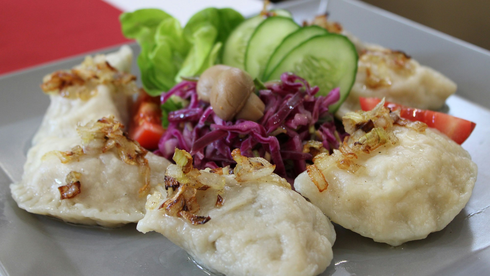 Ein Liebling der Kundinnen und Kunden: Piroggen mit verschiedenen Füllungen.