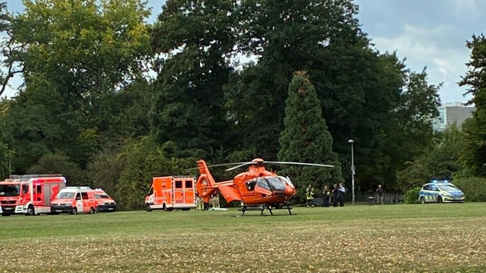 Per Rettungshubschrauber wurde eine Person in die Klinik gebracht.