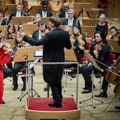 Fotoaufnahmen vom Eröffnungskonzert der neuen Spielzeit mit der neuen Intendantin Ewa Bogusz-Moore und mit dem Concertgebouworkest und Klaus Mäkelä udn Janine Jansen in Köln am 22.08.2025 in Köln