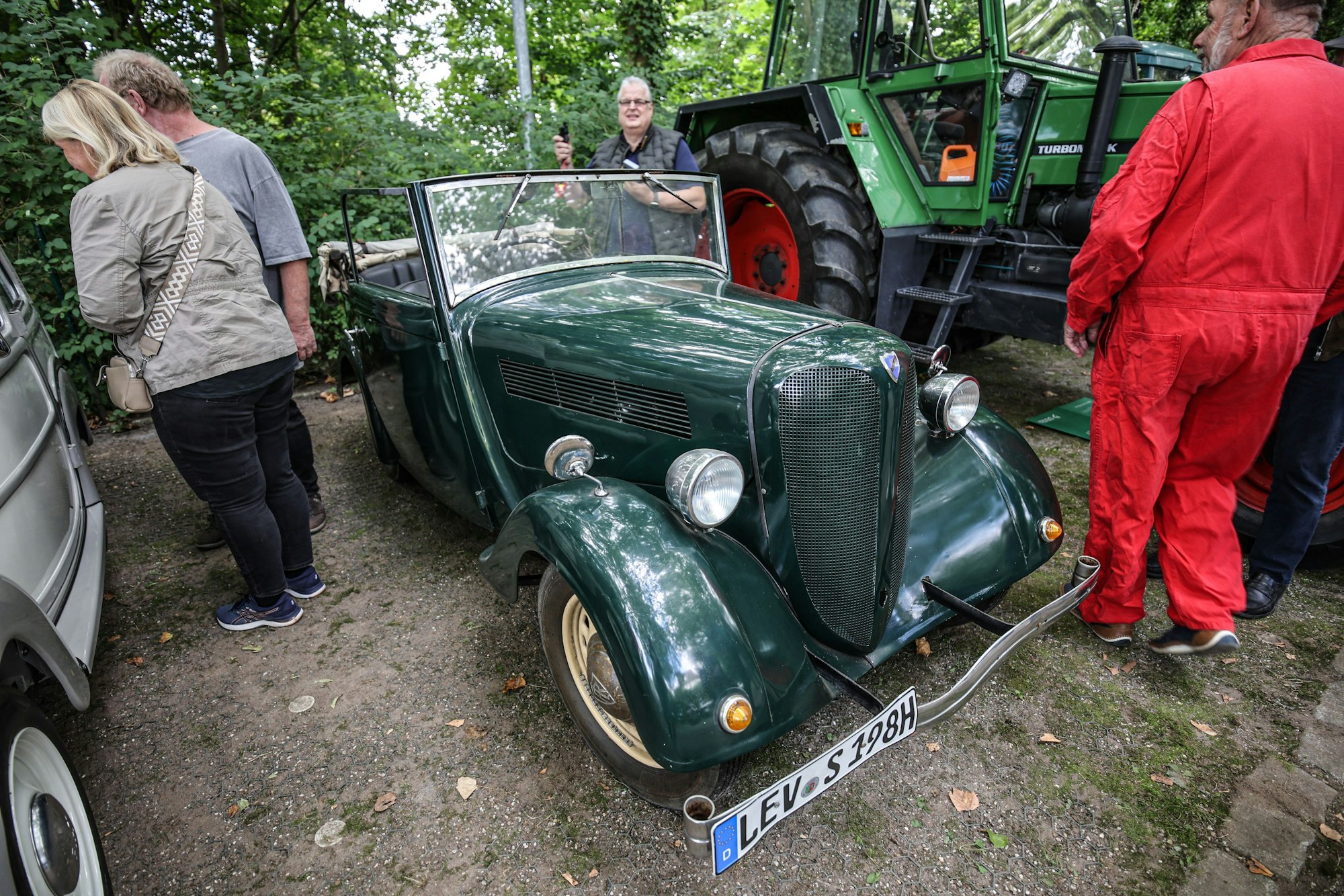 Dieses Fahrzeug war das älteste auf dem Pattscheider Oldtimertreff.