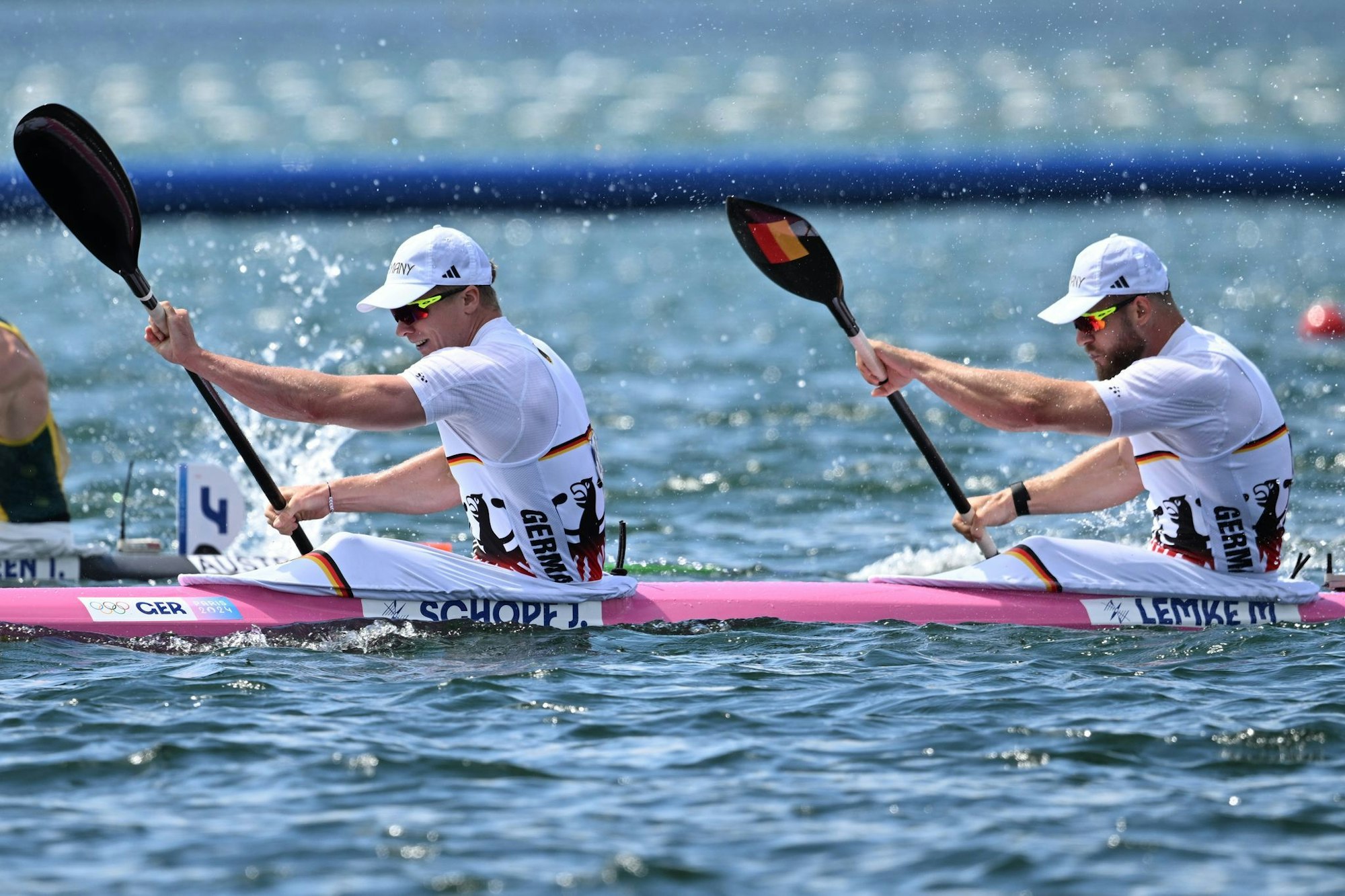 Jacob Schopf (vorn) und Max Lemke beendeten die WM in Mailand mit Bronze. (Archivbild)