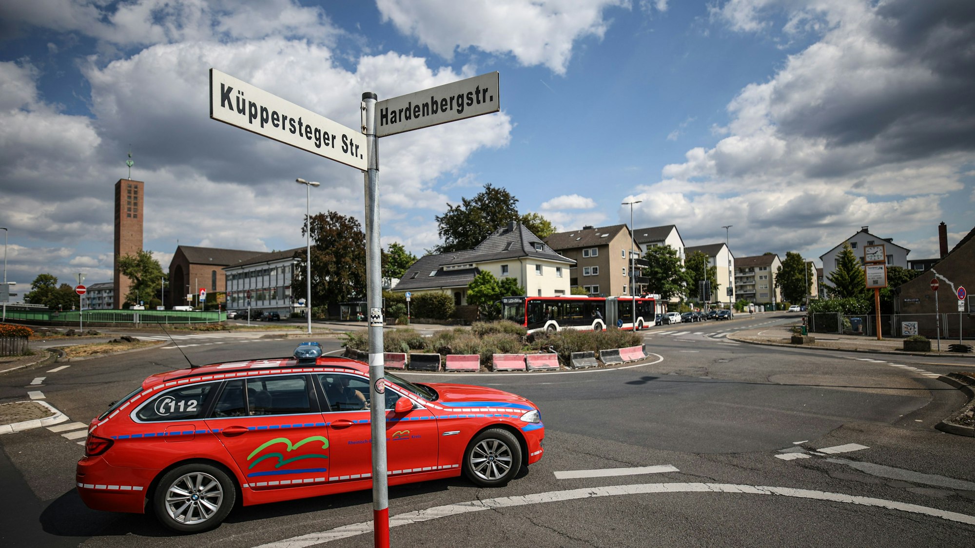 Der Kreisverkehr an der Küppersteger Straße