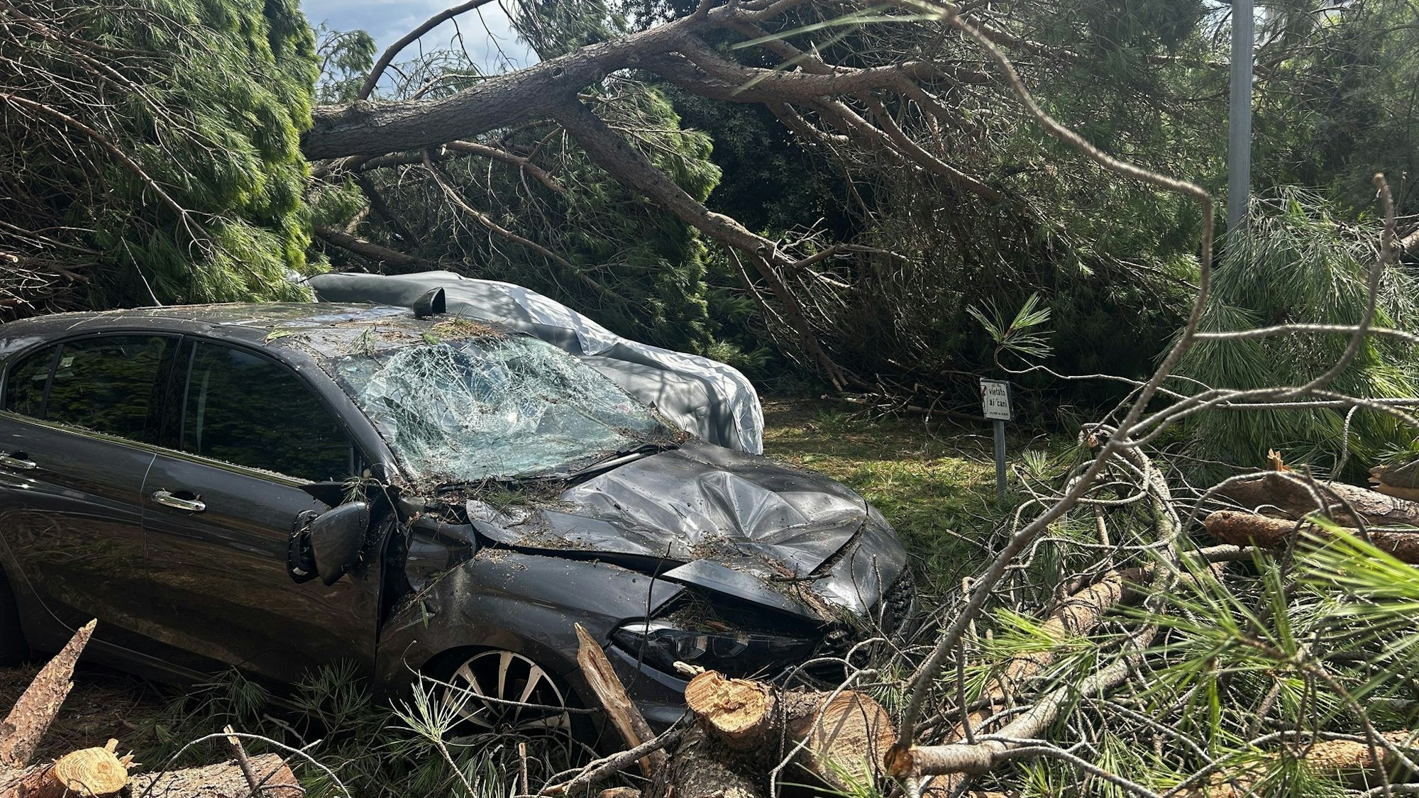 Das Unwetter richtete erheblichen Sachschaden an.