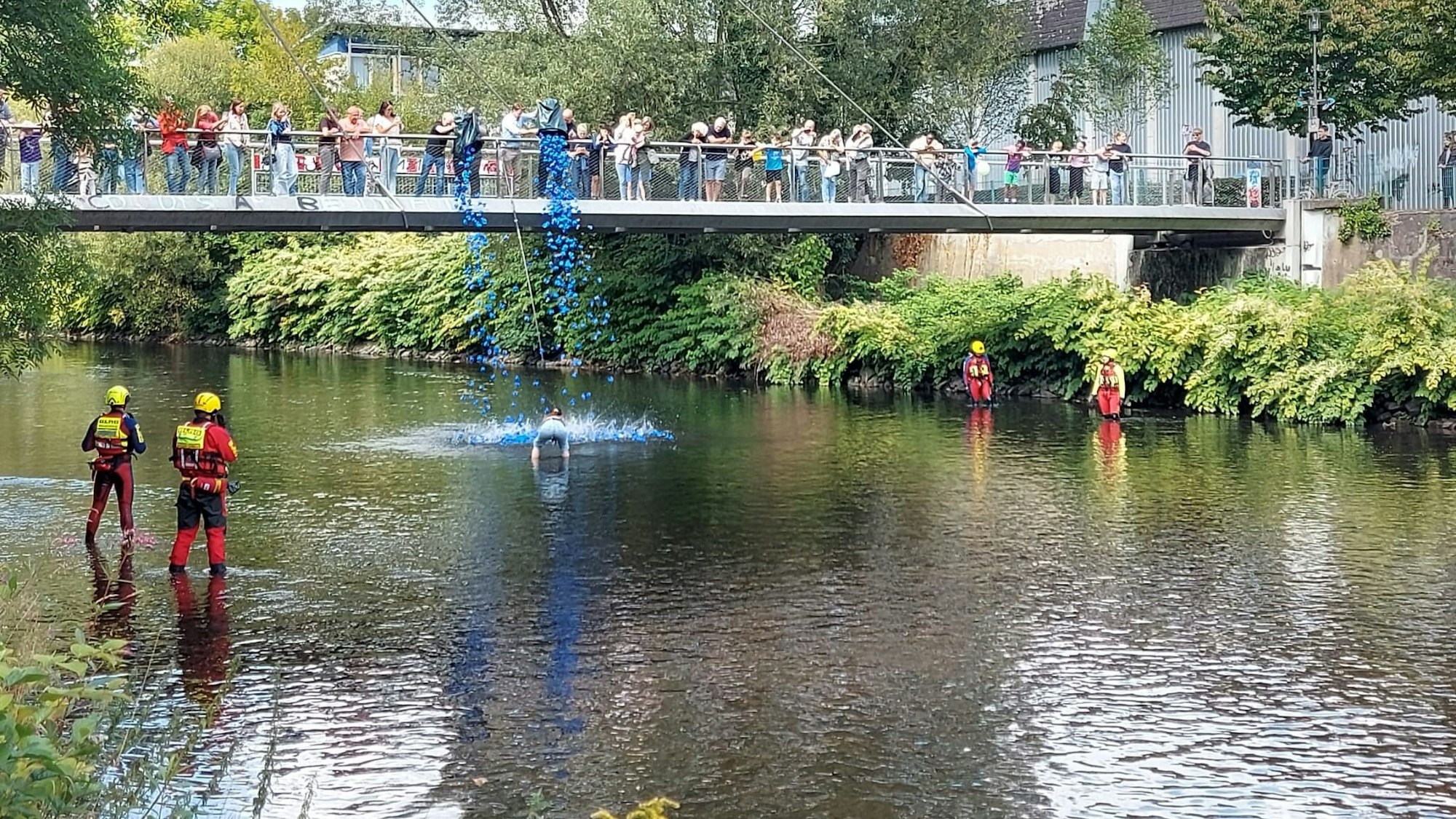 Die Junge Union hatte in Leichlingen wieder das Entenrennen auf der Wupper organisiert.