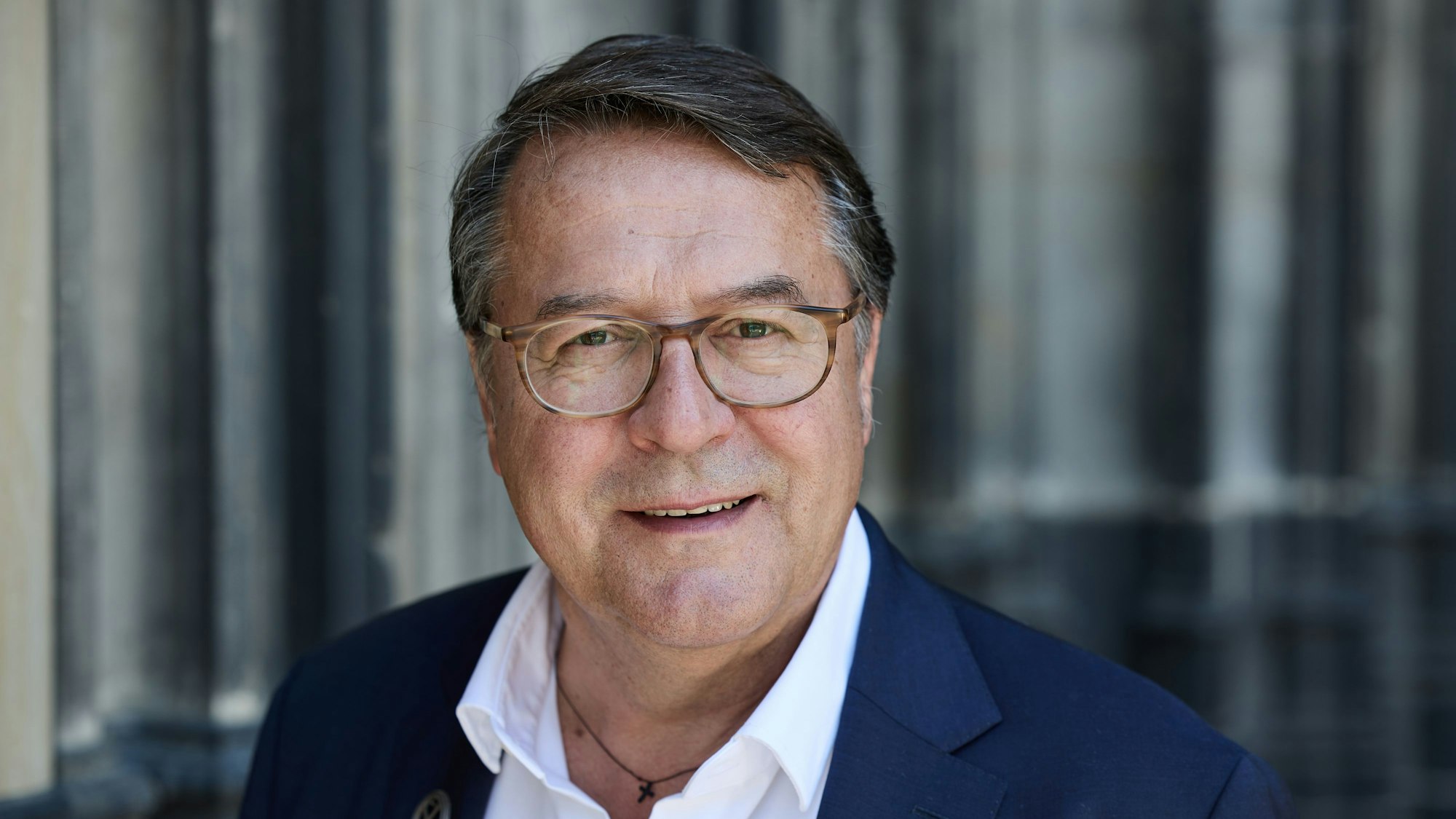 Der Pfarrer im Ruhestand Hans Mörtter will Oberbürgermeister von Köln werden.