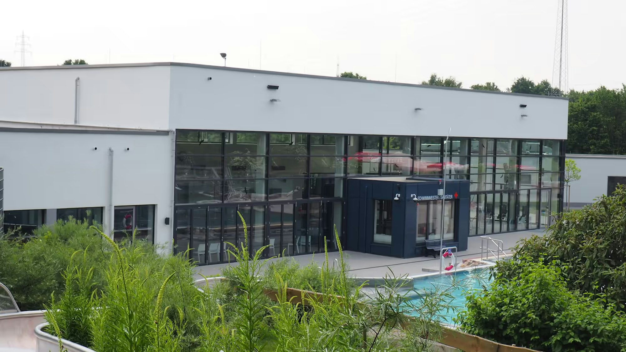 Das Aquarena-Hallenbad in Pulheim öffnet später als geplant.