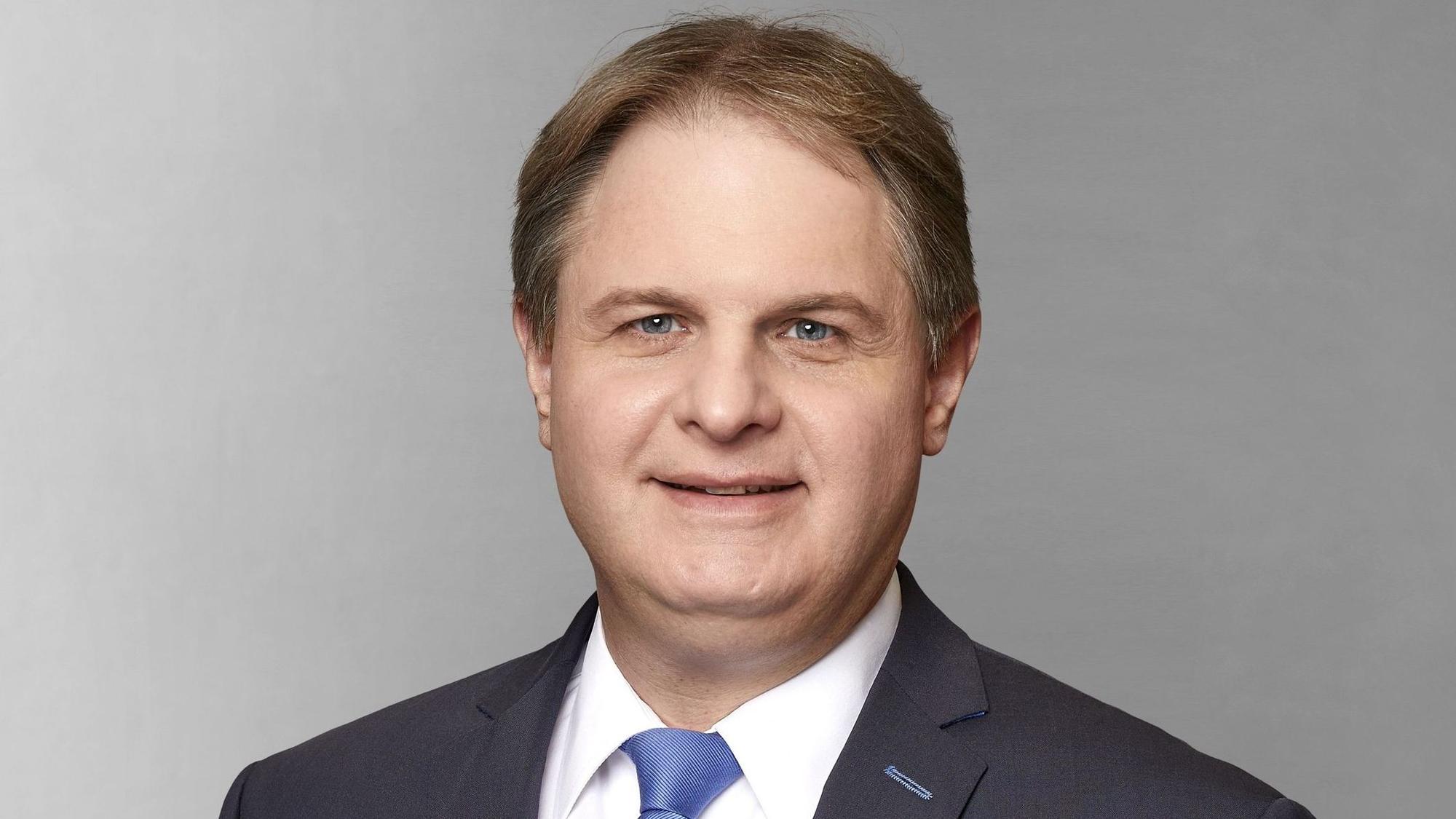 Ralf Witzel, Vize-Chef der FDP-Landtagsfraktion, kritisiert NRW-Finanzminister Marcus Optendrenk (CDU).