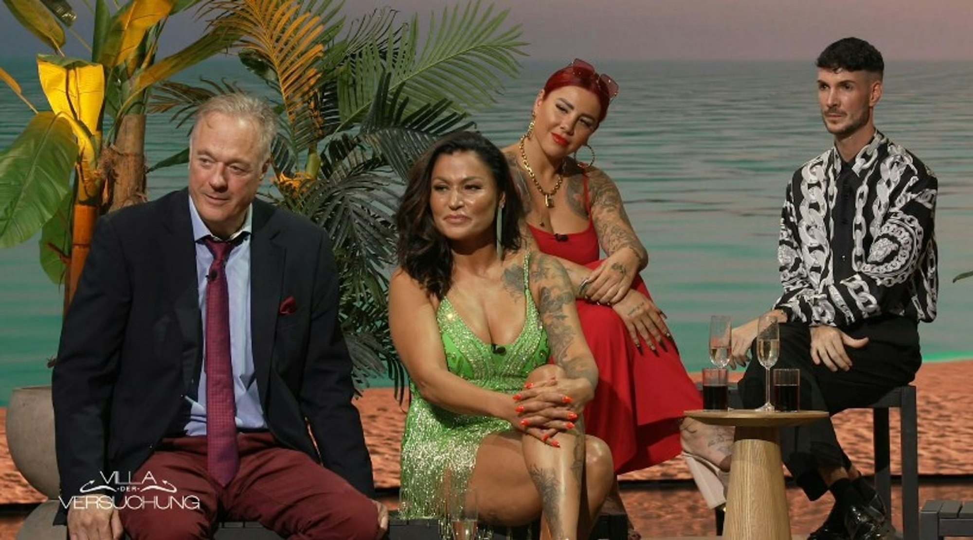 Ronald Schill, bekannt als „Richter Gnadenlos“, half Siegerin Jasmin nach der Show mit einem Anwalt. (Bild: Joyn)