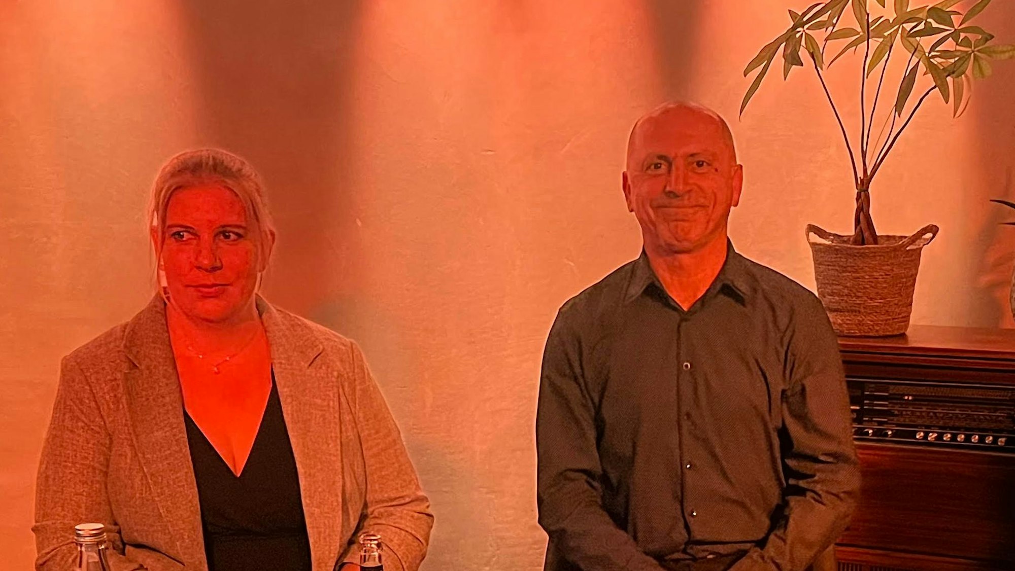 Heike Herden und Ali Güclü