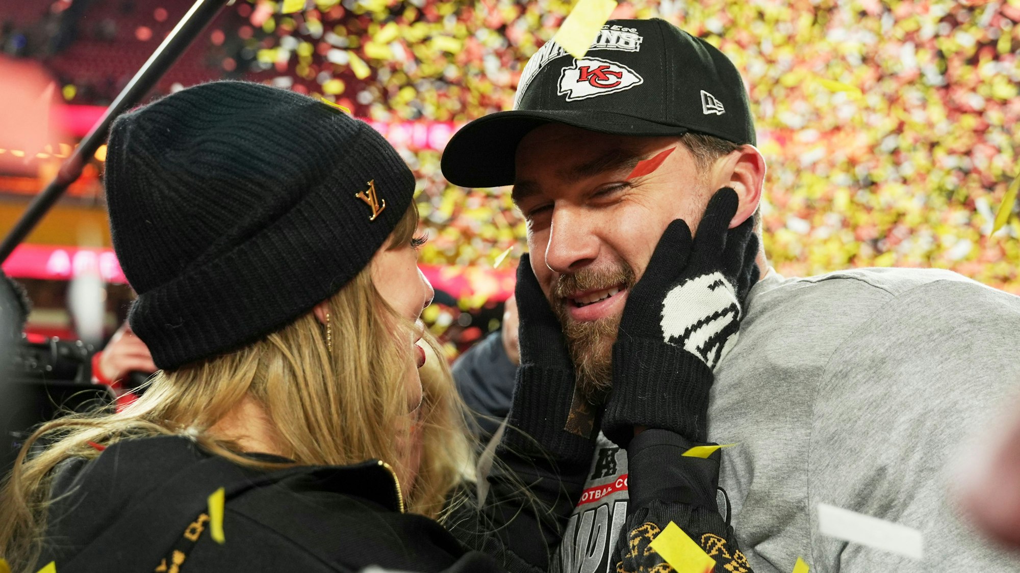 Travis Kelce und Taylor Swift sind schon länger ein Paar.