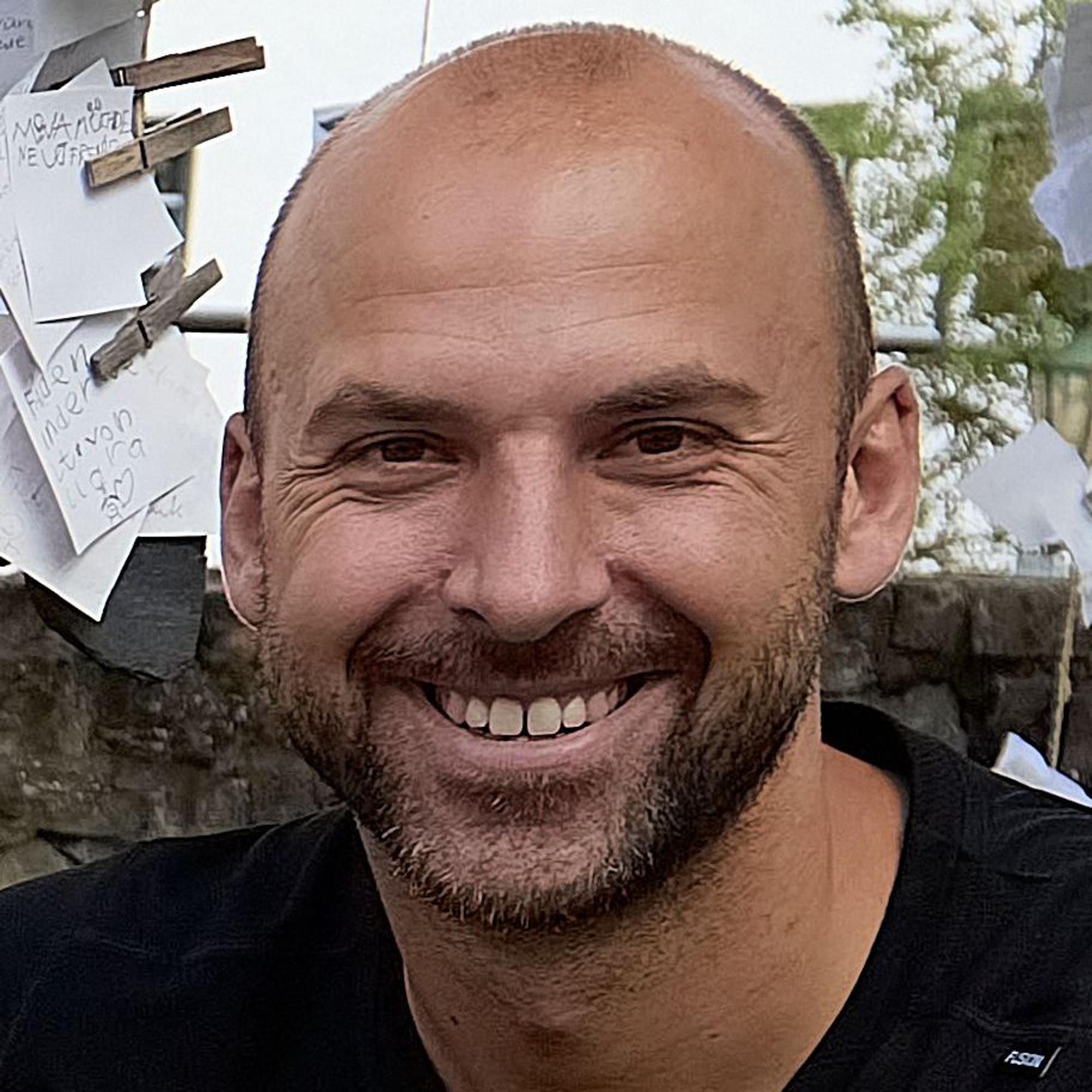 Das Porträtbild zeigt Andreas Winkler.
