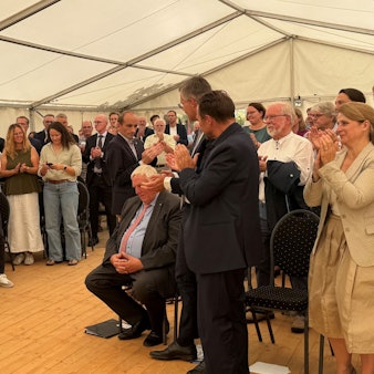 Viele der Verantwortlichen bekamen immer wieder großen Applaus für ihre Arbeit an der Ermöglichung der Kinderpalliativstation.