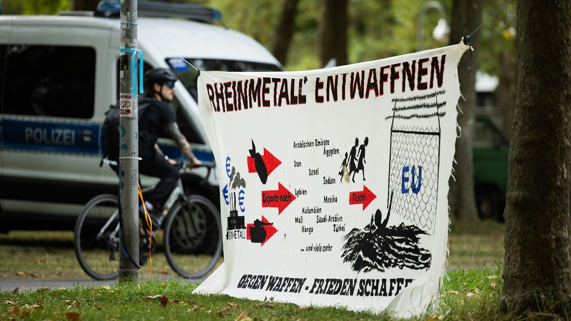 Ein Bündnis will bis zum Wochenende in Köln protestieren. (Symbolbild)