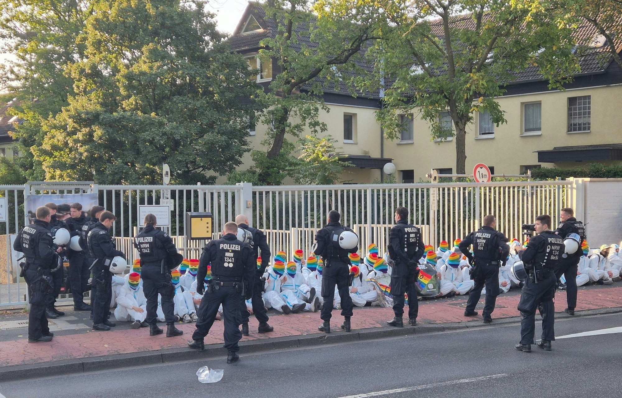 Die Lage ist laut Polizei ruhig geblieben