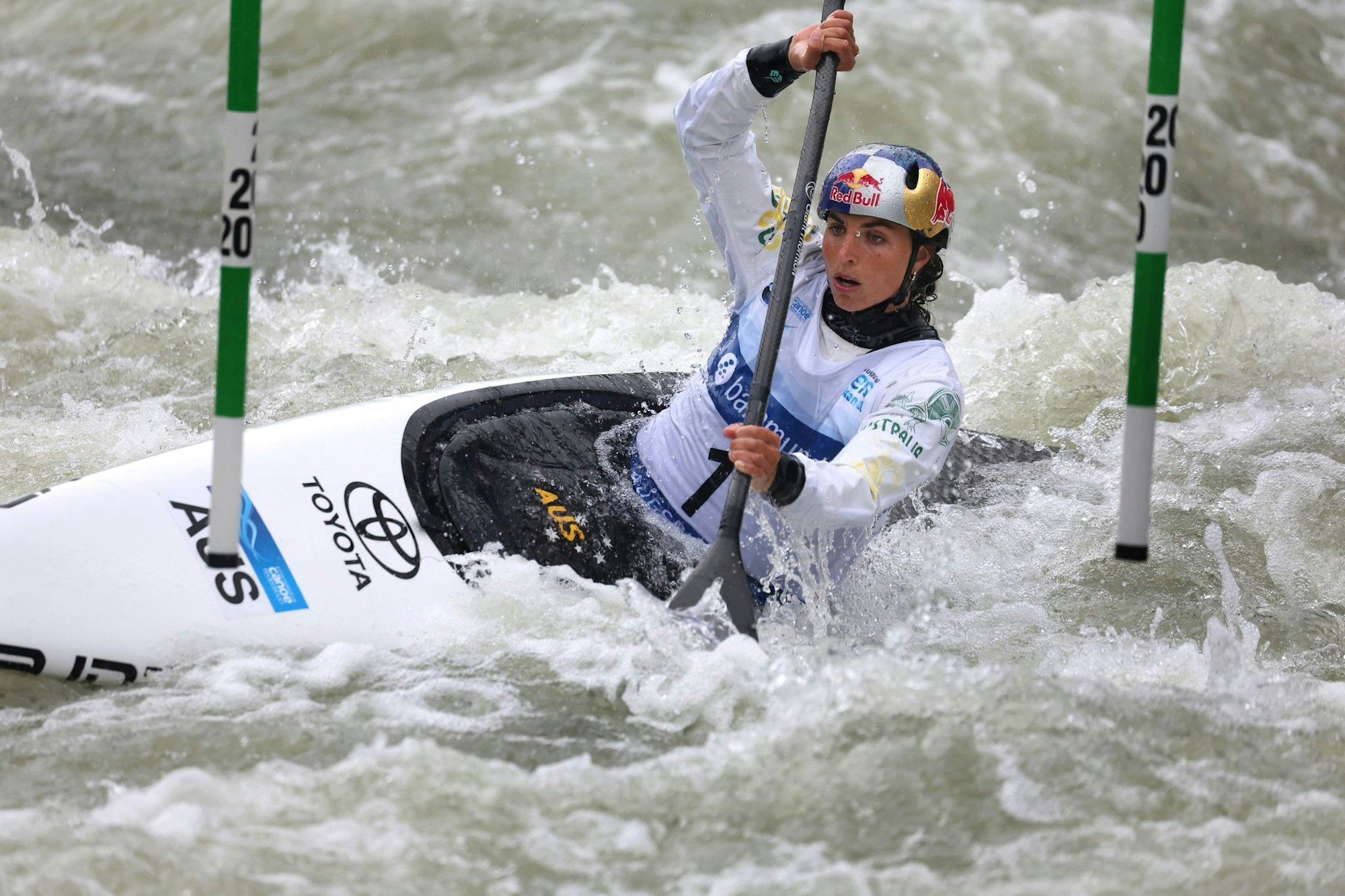 Der australische Kanuslalom-Star Jessica Fox muss gesundheitsbedingt die nächsten Weltcups absagen. (Archivbild)
