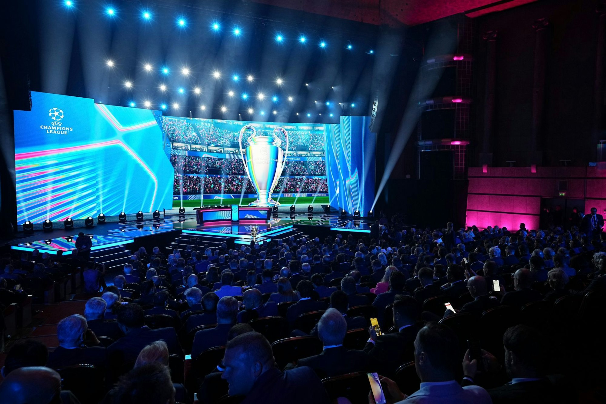 Die Auslosung der Champions-League-Ligaphase fand auch in diesem Jahr wieder in Monaco statt