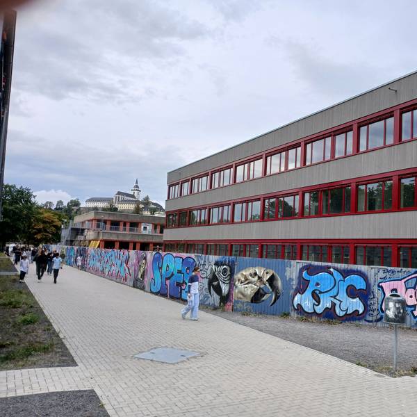Bildungscampus Neuenhof, Sanierung von Gesamtschule am Michaelsberg und Alexander-von-Humboldt-Realschule