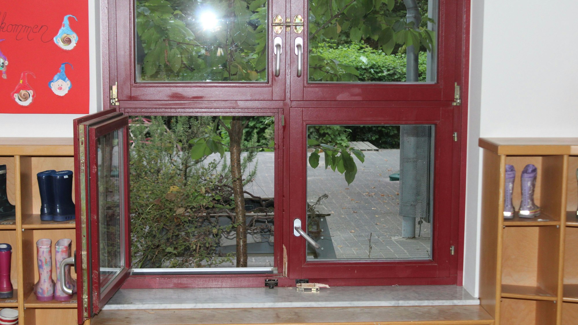 Unbekannte sind in eine Kita in Witzhelden eingebrochen.