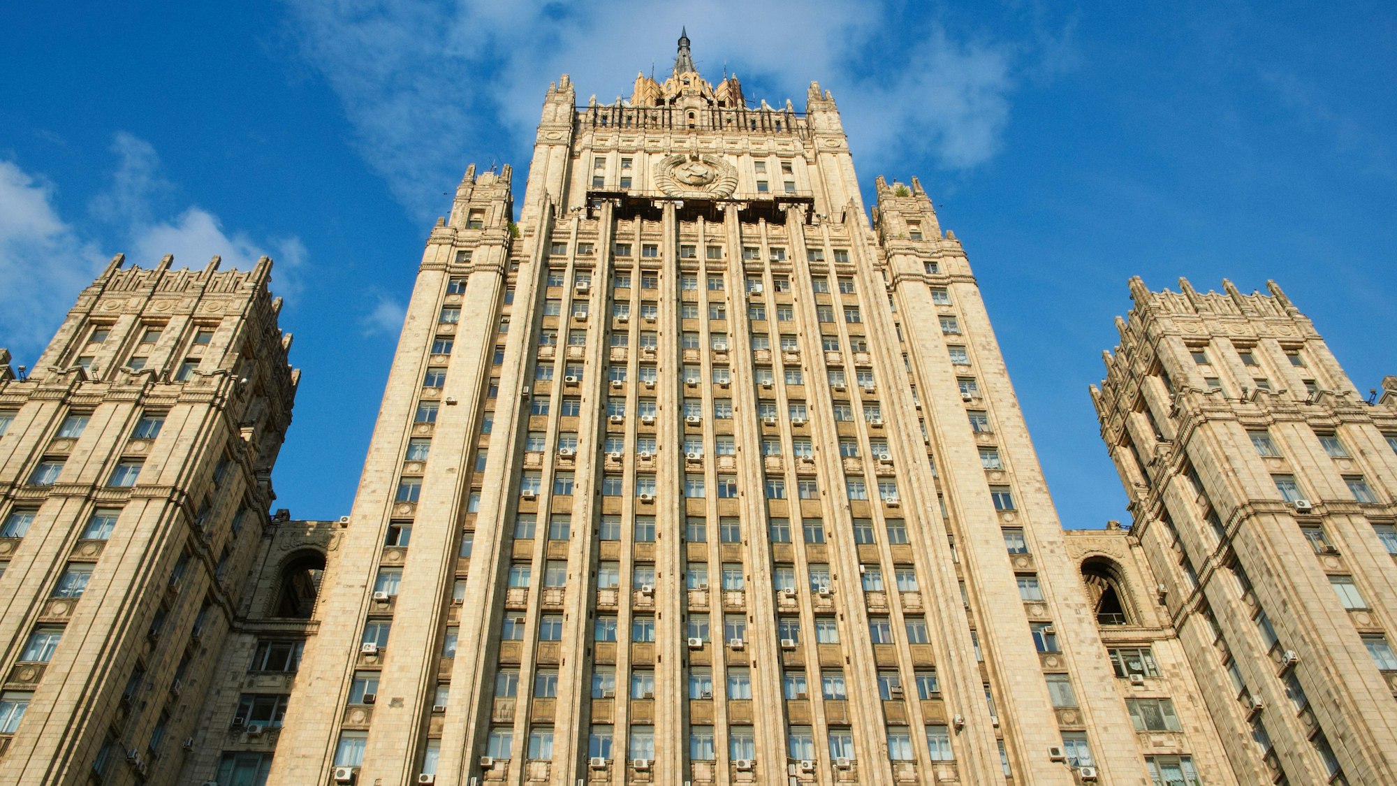 Das Stalinhochhaus, Sitz des russischen Außenministeriums in Moskau.