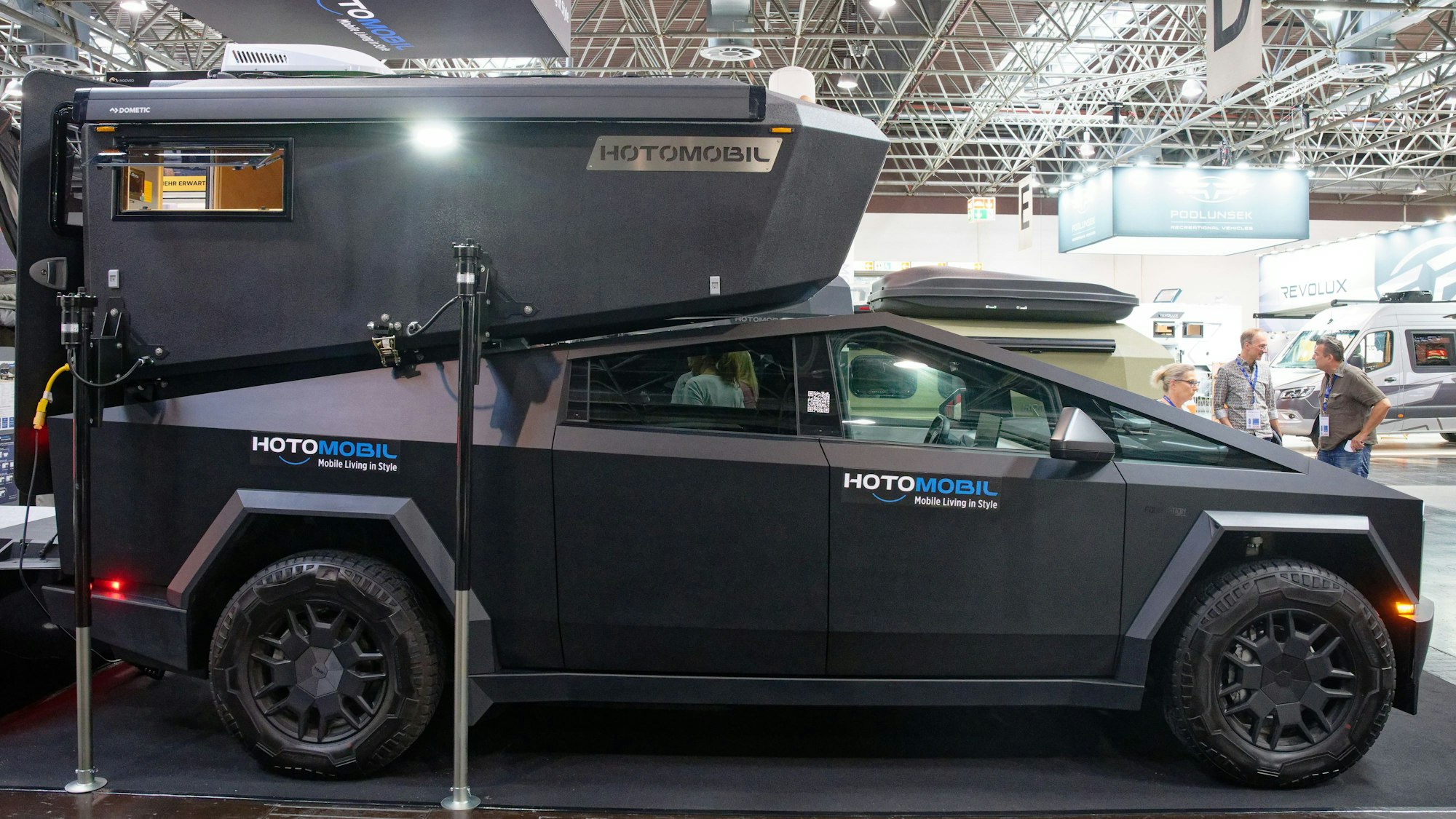 Der absetzbare Camper Cyberglad für den Tesla Cybertruck