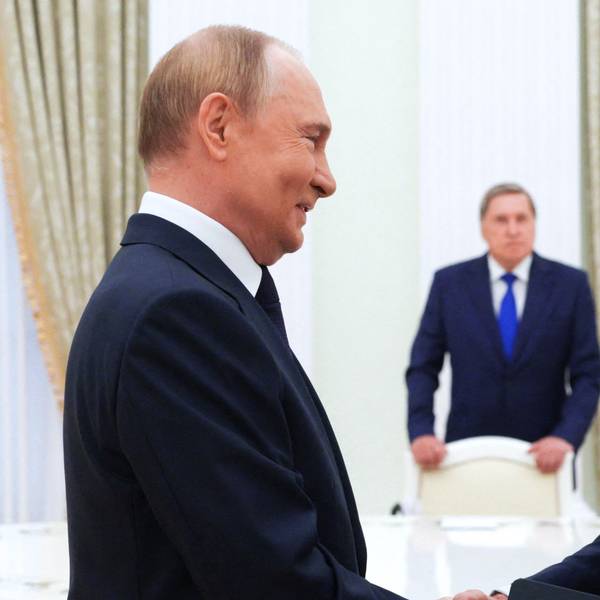 Gute Laune in Moskau: Trump-Unterhändler Steve Witkoff am 6. August bei einem Treffen mit Kremlchef Wladimir Putin. Der US-Sondergesandte soll die Worte des russischen Präsidenten bei dem folgenden Gespräch falsch verstanden haben.