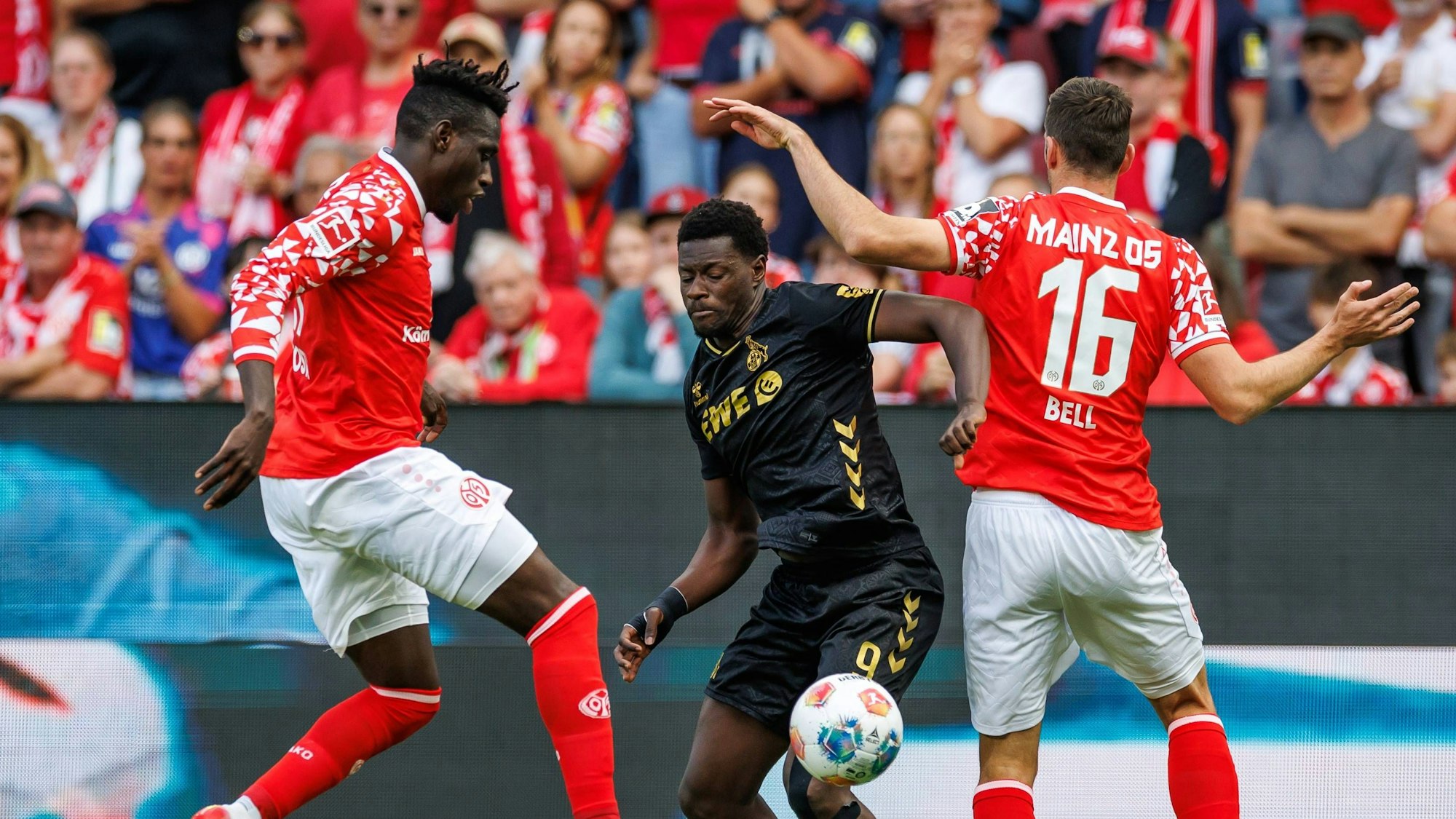 Ragnar Ache im Spiel gegen Mainz 05.