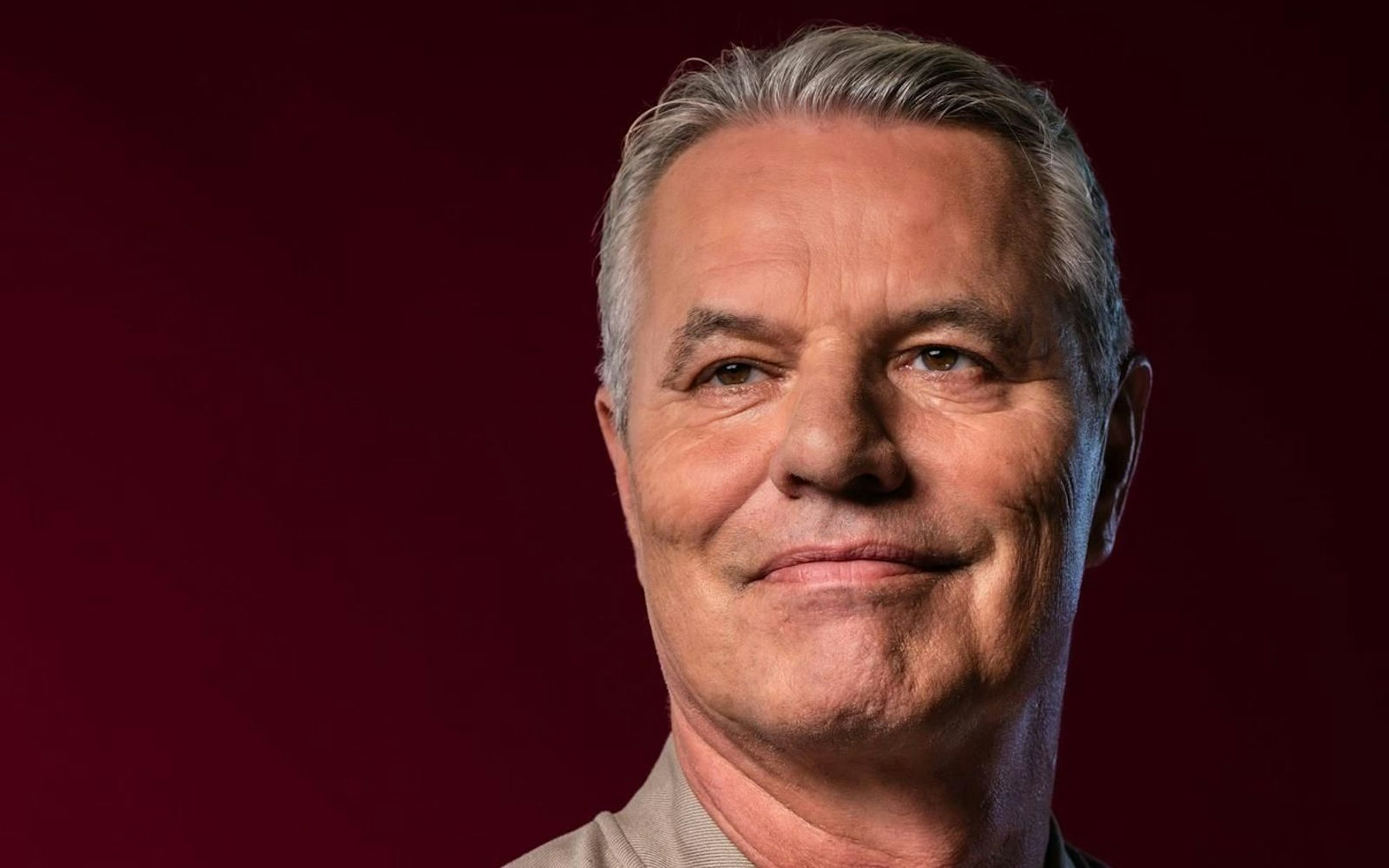 In der Nacht zum 5. September startet die neue NFL-Saison. RTL überträgt im dritten Jahr. Vor Anfang an dabei ist Jan Stecker, der den Sport schon sein Jahrzehnten hierzulande begleitet. (Bild: RTL / Ruprecht Stempell )