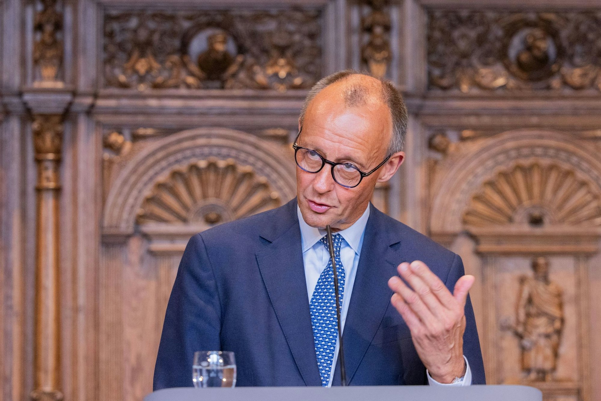 Bundeskanzler Friedrich Merz (CDU) möchte das Ungleichgewicht zwischen finanzstarken und -schwachen Ländern nicht durch Steueränderungen verschärfen.