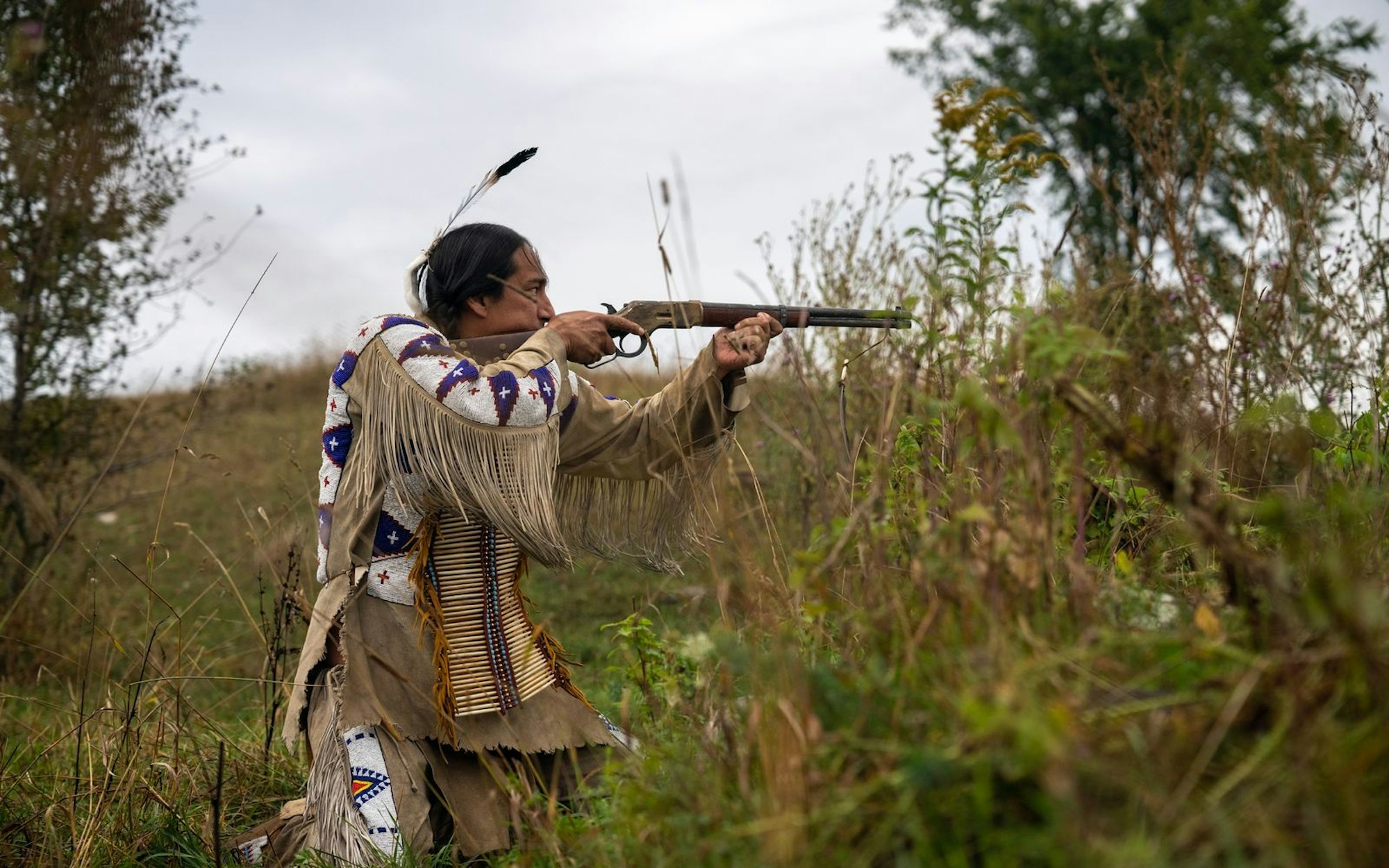 In „Sitting Bull“ werden Stationen aus dem Leben des Lakota-Anführers nacherzählt. Die Geschichte ist vor allem eine des Konflikts mit den damaligen USA und ihren Bestrebungen, das Land der Lakota zu besiedeln und diese zu vertreiben. (Bild: The HISTORY Channel/A+E Global Media)