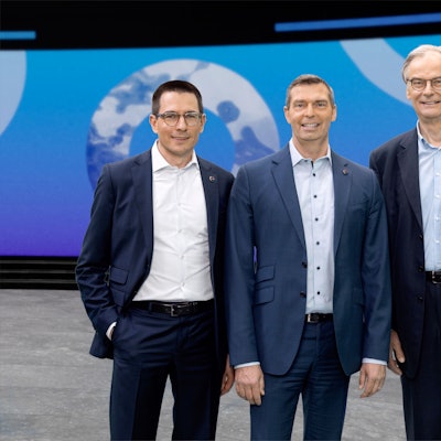 Covestros Finanzvorstand Christian Baier mit Vorstandschef Markus Steilemann und Aufsichtsratschef Richard Pott.