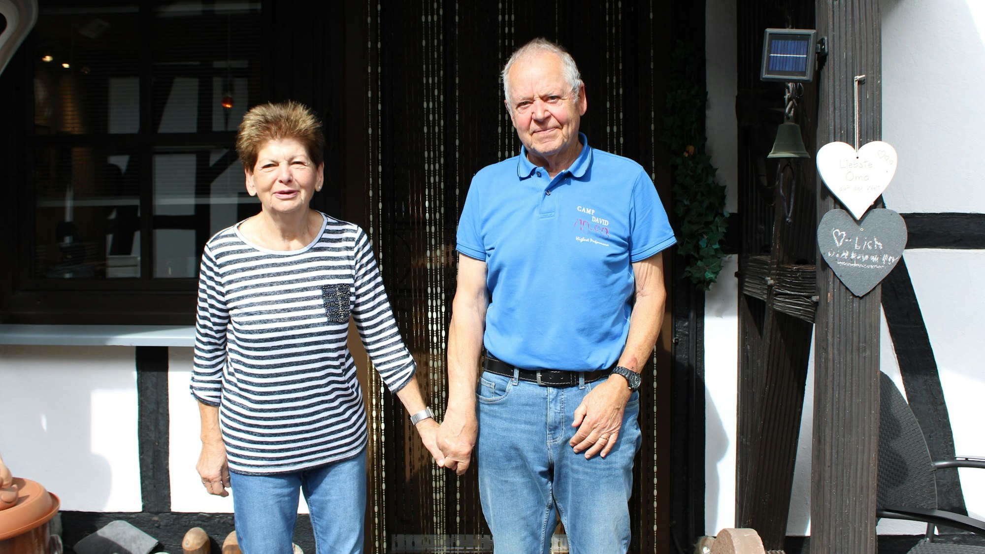 Gertrud und Friedrich Walterscheid aus dem Hennefer Dorf Auel sind seit 65 Jahren verheiratet.