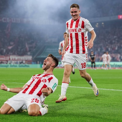 Fußball 1. Bundesliga 2. Spieltag 1. FC Köln - SC Freiburg am 31.08.2025 im RheinEnergieStadion in Köln Torjubel zum 3:0 durch Jan Thielmann Köln DFL regulations prohibit any use of photographs as image sequences and/or quasi-video. *** Soccer 1 Bundesliga 2 Matchday 1 FC Köln SC Freiburg on 31 08 2025 at RheinEnergieStadion in Cologne Goal celebration for 3 0 by Jan Thielmann Köln DFL regulations prohibit any use of photographs as image sequences and or quasi video xJRx