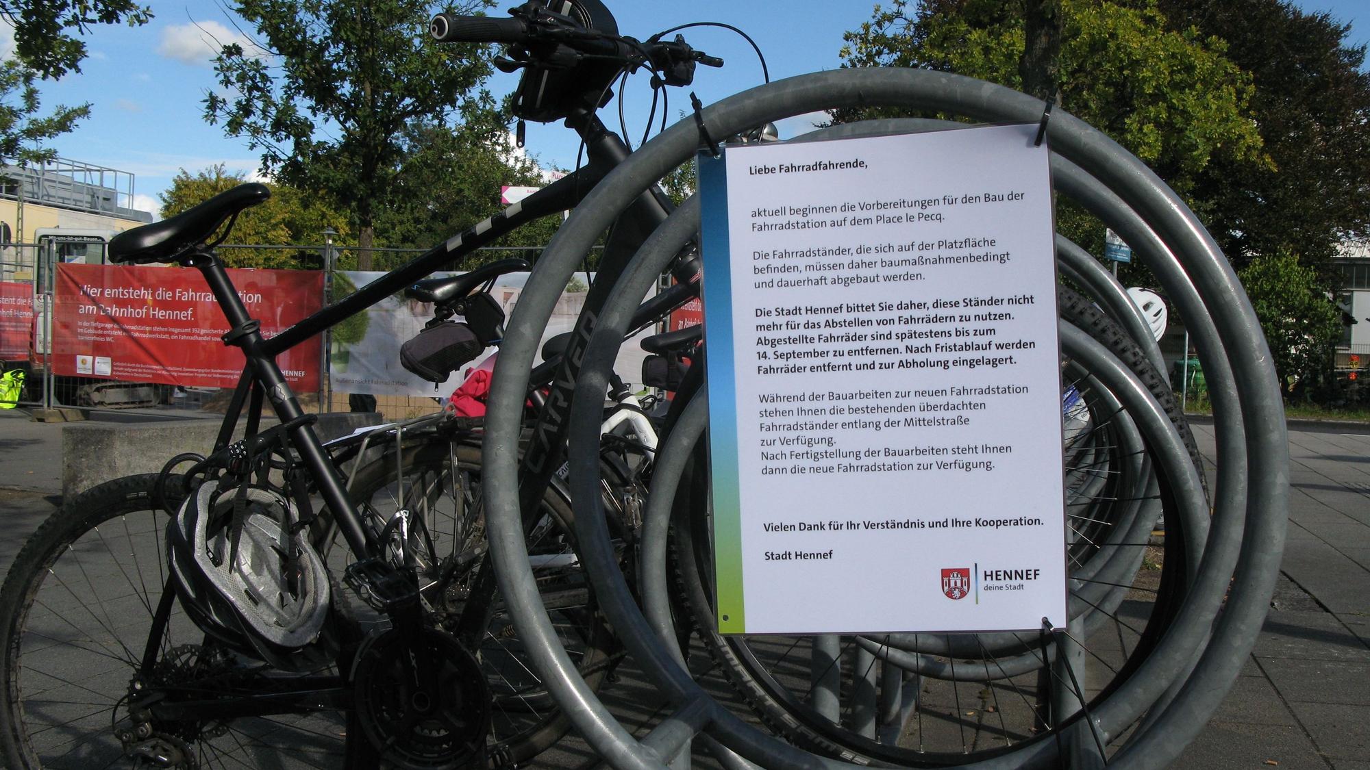 Die Fahrradständer müssen bald weichen, damit die Radstation auf dem Place Le Pecq gebaut werden kann.