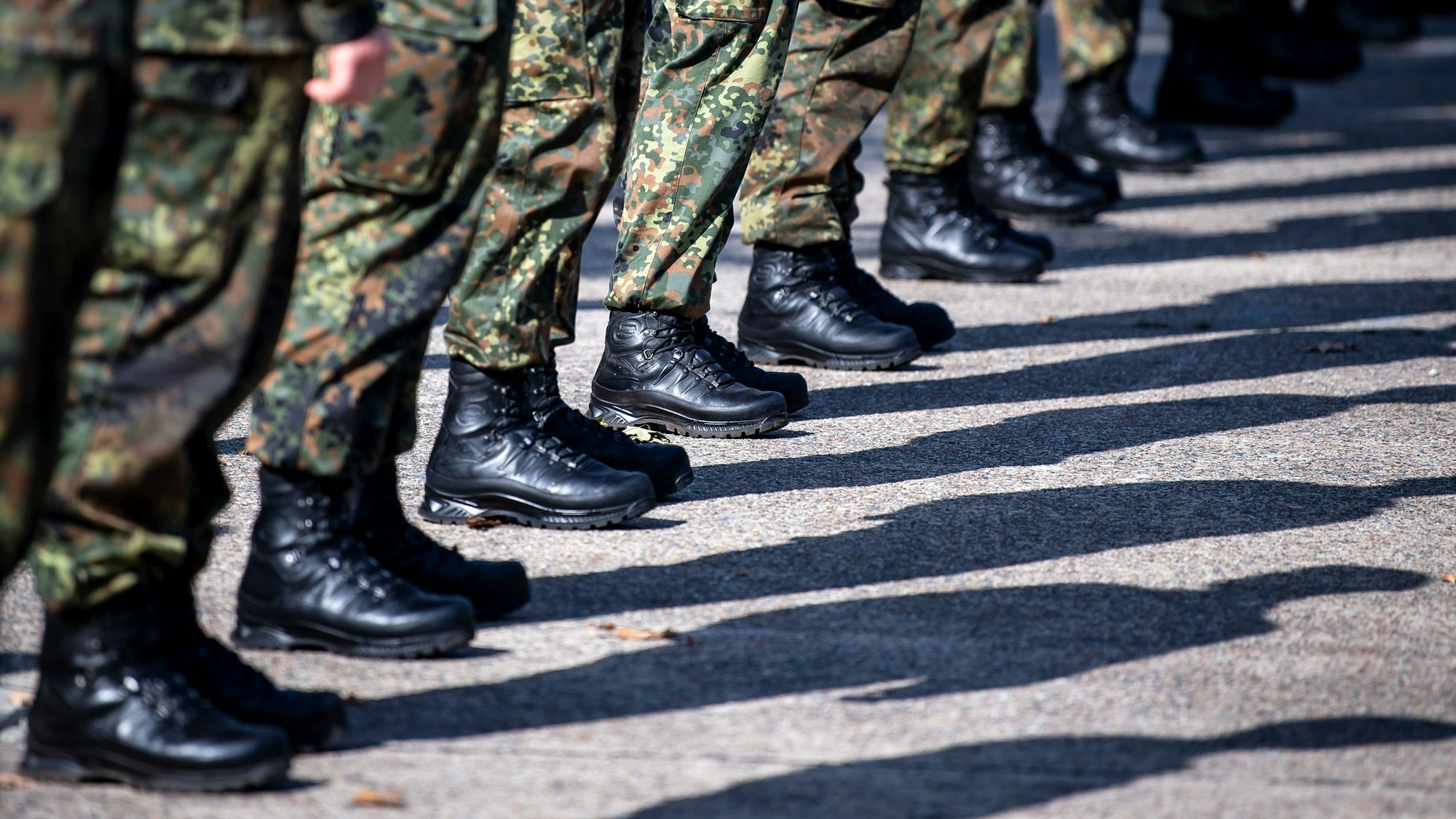 Seedorf: Soldaten der Bundeswehr stehen auf dem Appellplatz.
