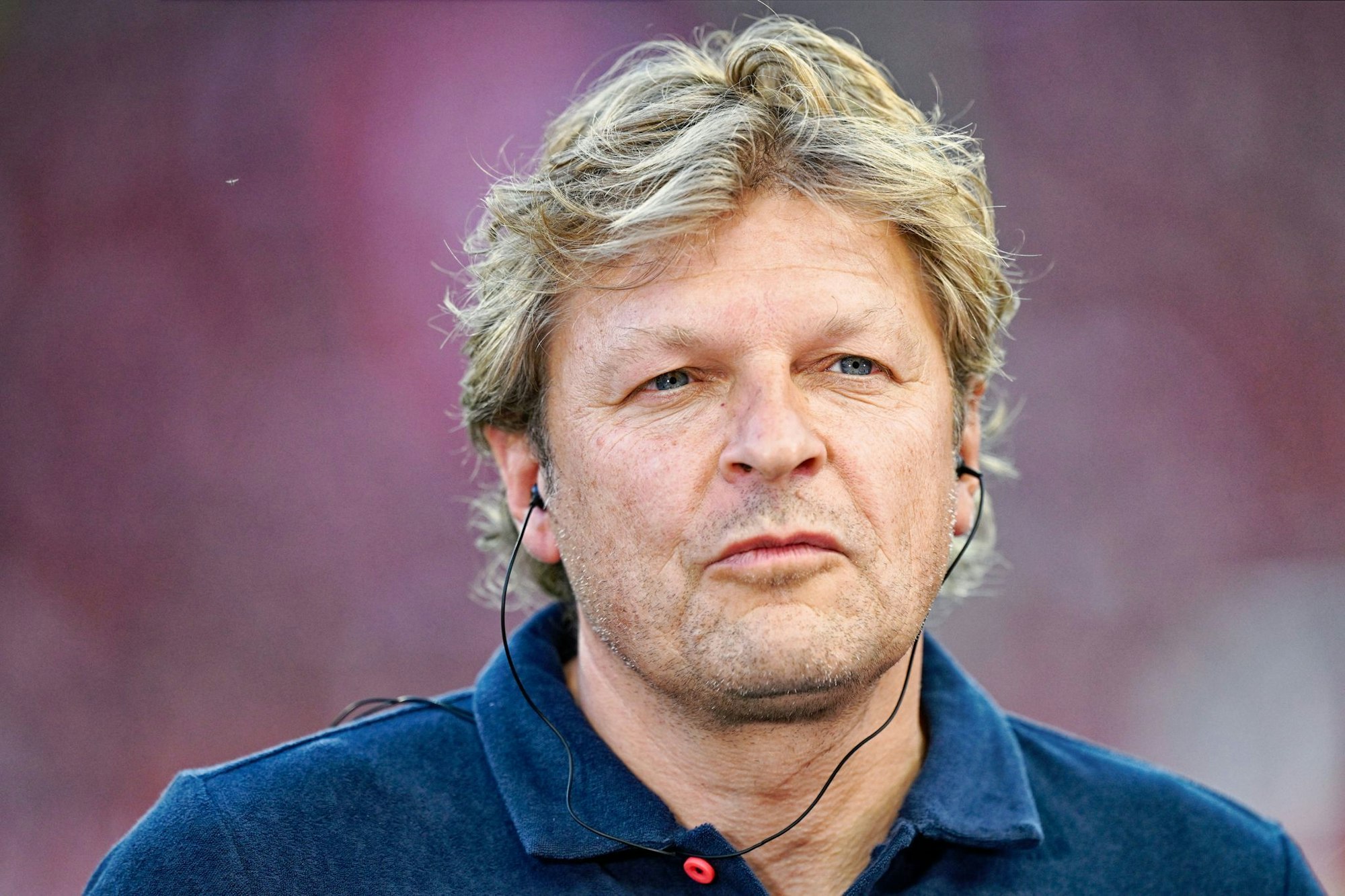Schalkes Sportdirektor Youri Mulder hat einen Spieler verliehen. (Archivbild)