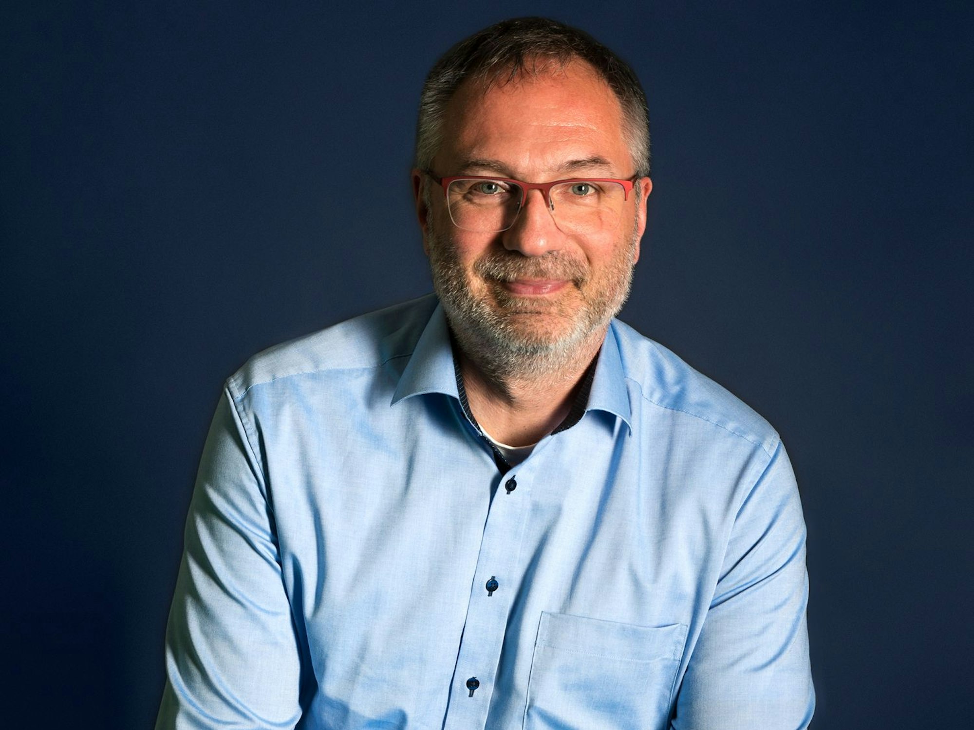 Das Bild zeigt Uwe Schiller im Portrait.