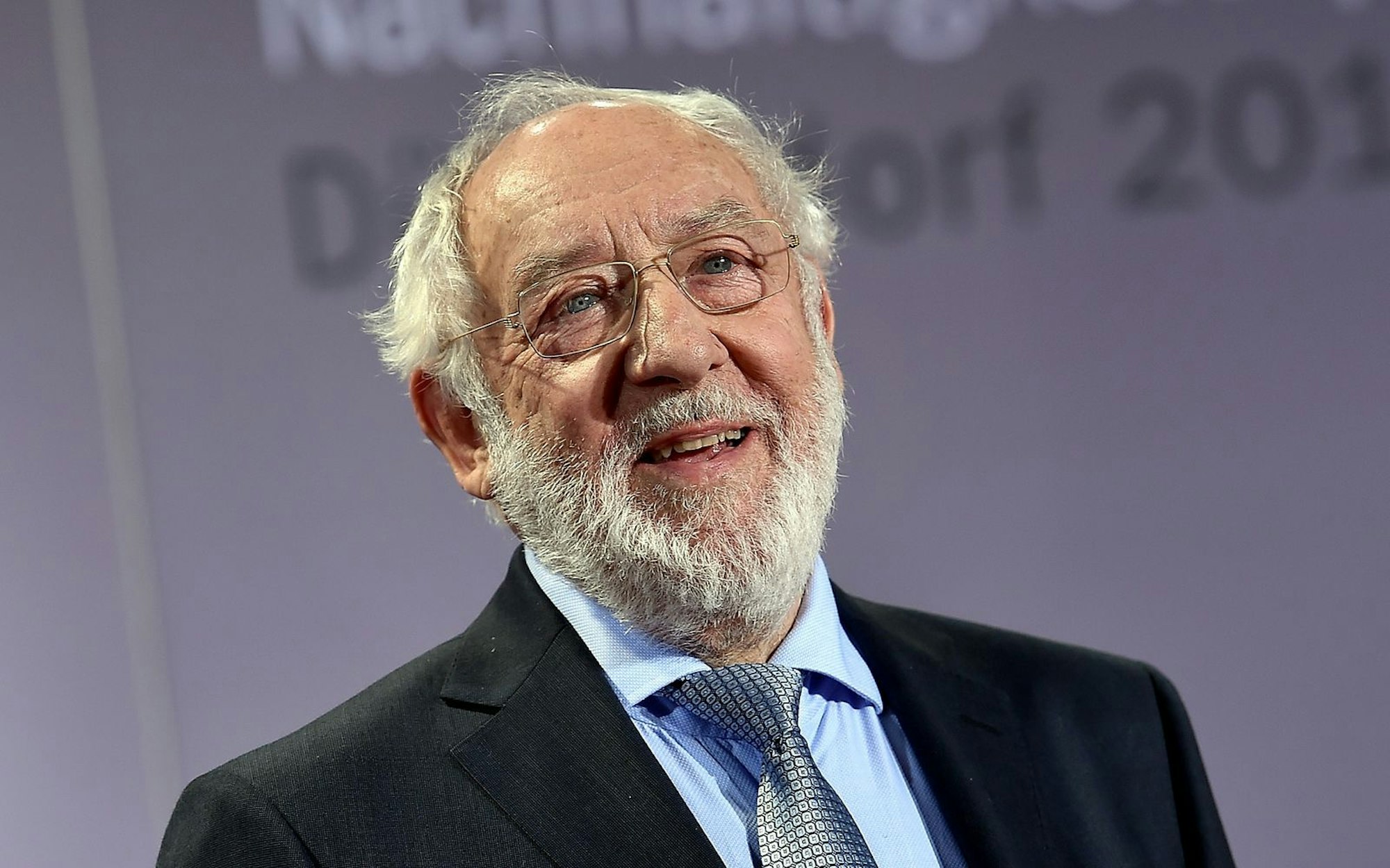Für Dieter Hallervorden gilt: „Meinungsfreiheit über alles!“ (Bild: 2015 Getty Images/Sascha Steinbach)