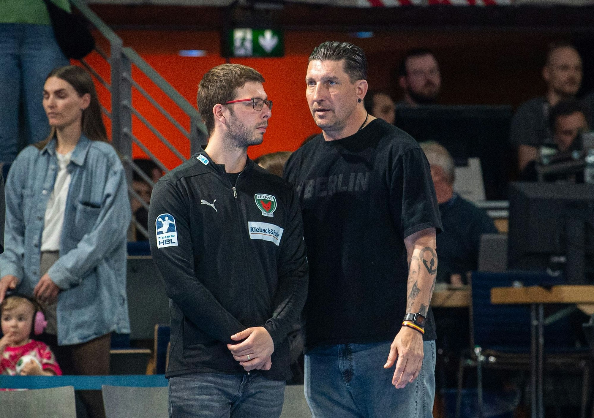 Seit 2020 bei den Füchsen: Jaron Siewert (l.) und Stefan Kretzschmar. (Archivbild)