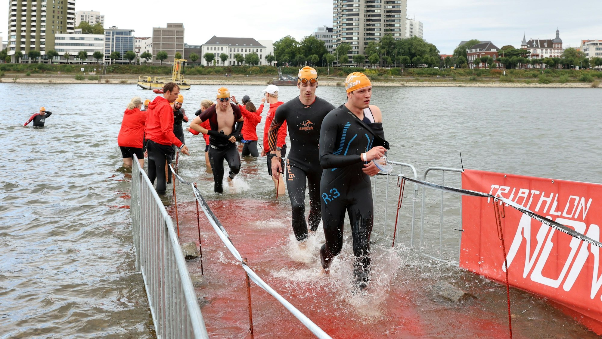 08.09.2024
Köln:
Kölner Triathlon
Foto: Martina Goyert