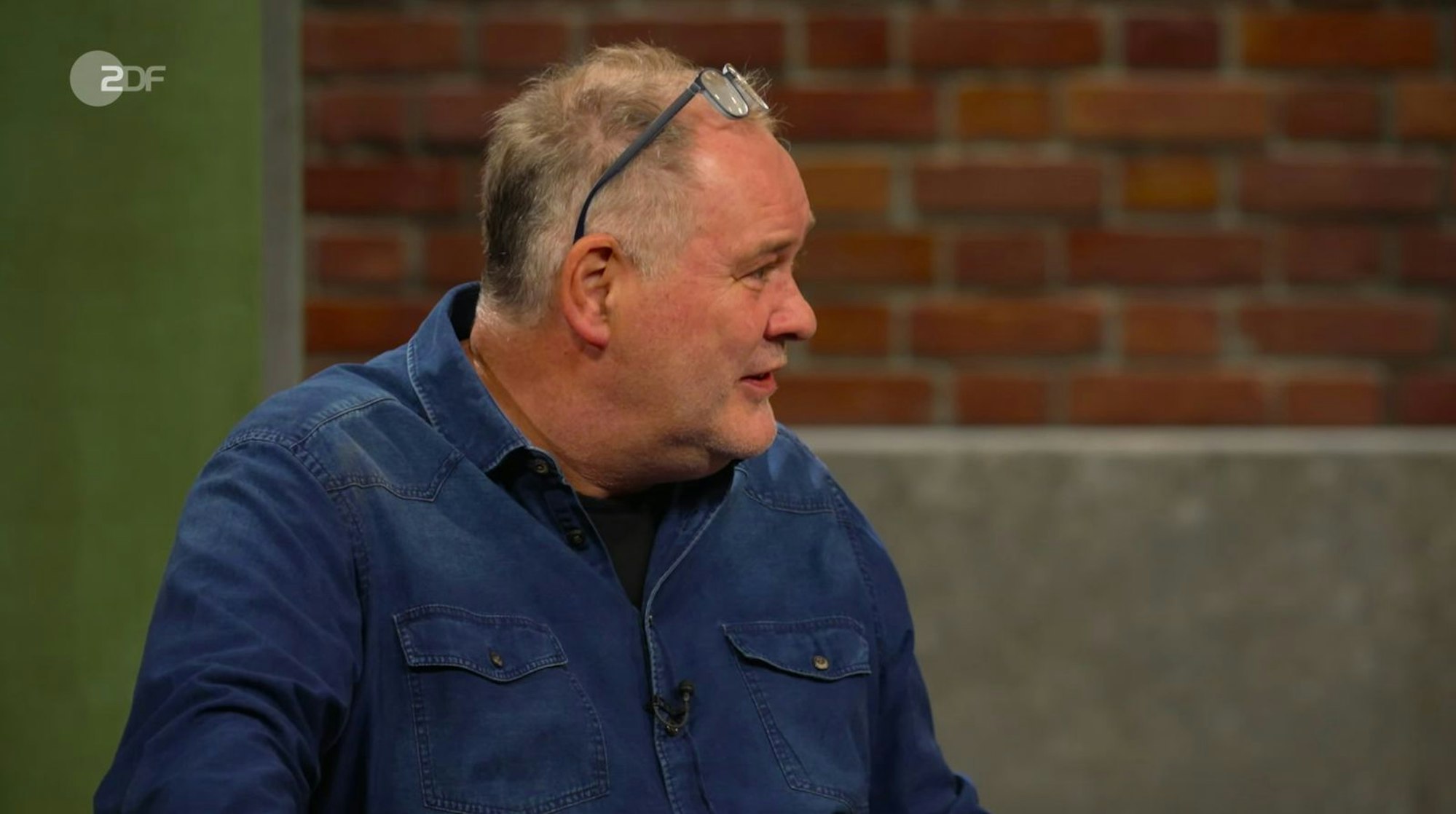 „Ihr wollt mir den doch jetzt nicht andrehen?“, raunte Waldi pikiert. (Bild: ZDF)