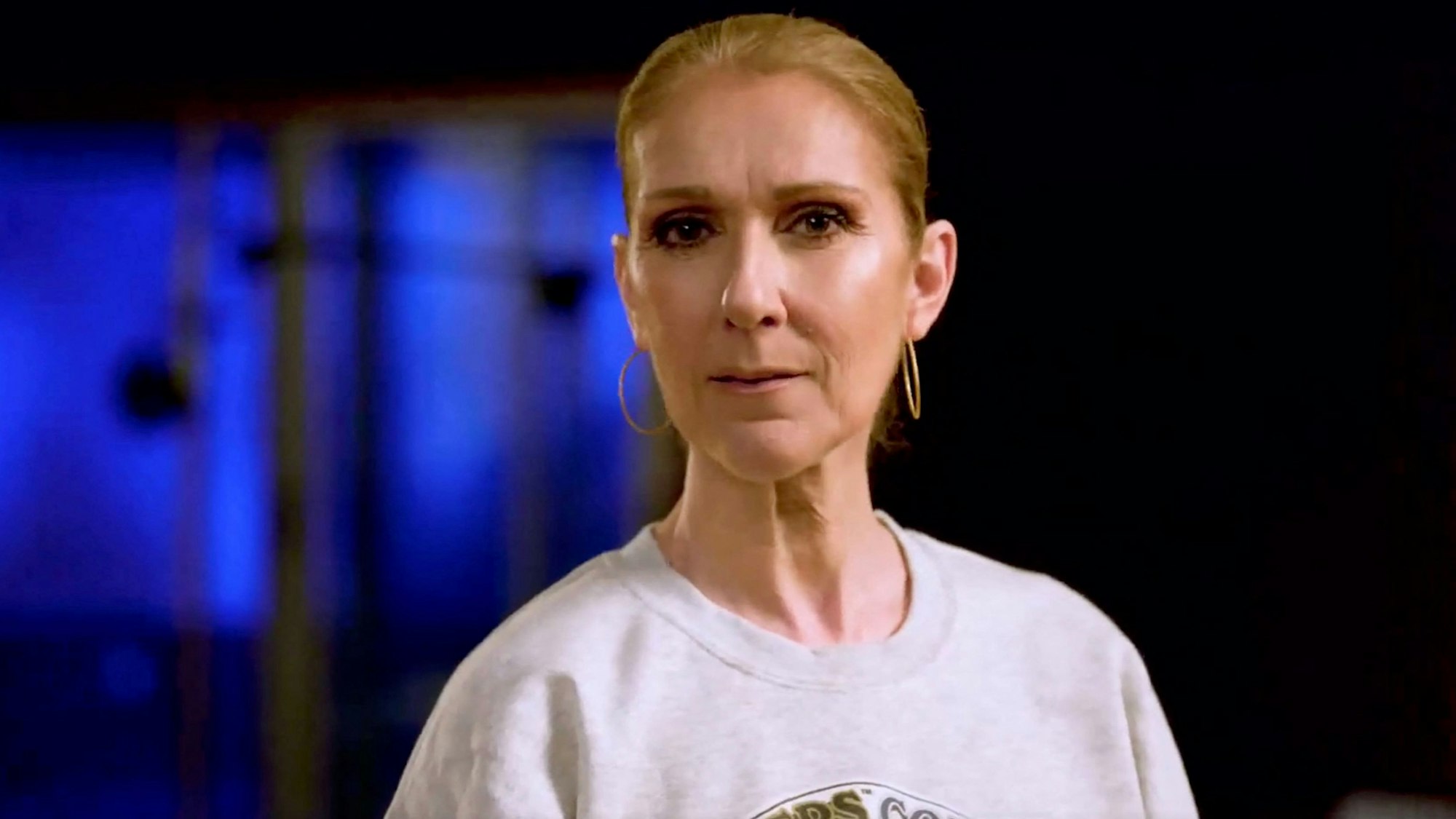 Nahaufnahme von Céline Dion. Jetzt hat sie verraten, warum ihr Auftritt beim ESC 2025 platzte.